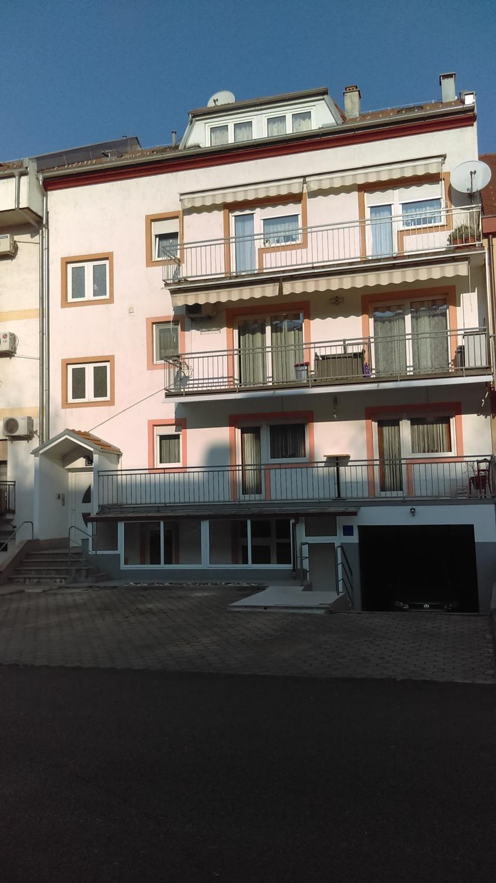 Studio Apartment David view 2