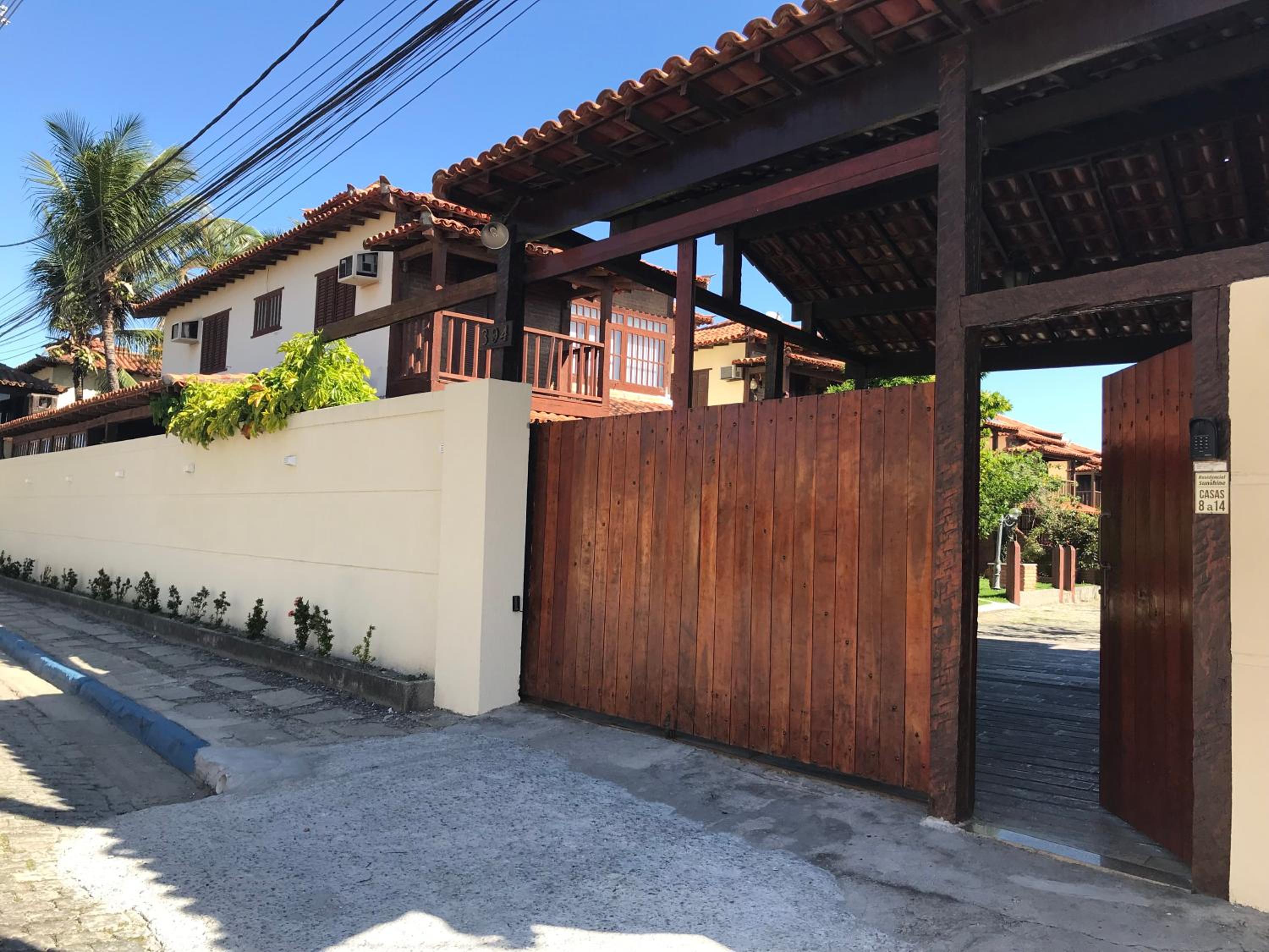 Bela casa de 4 suítes em Geribá