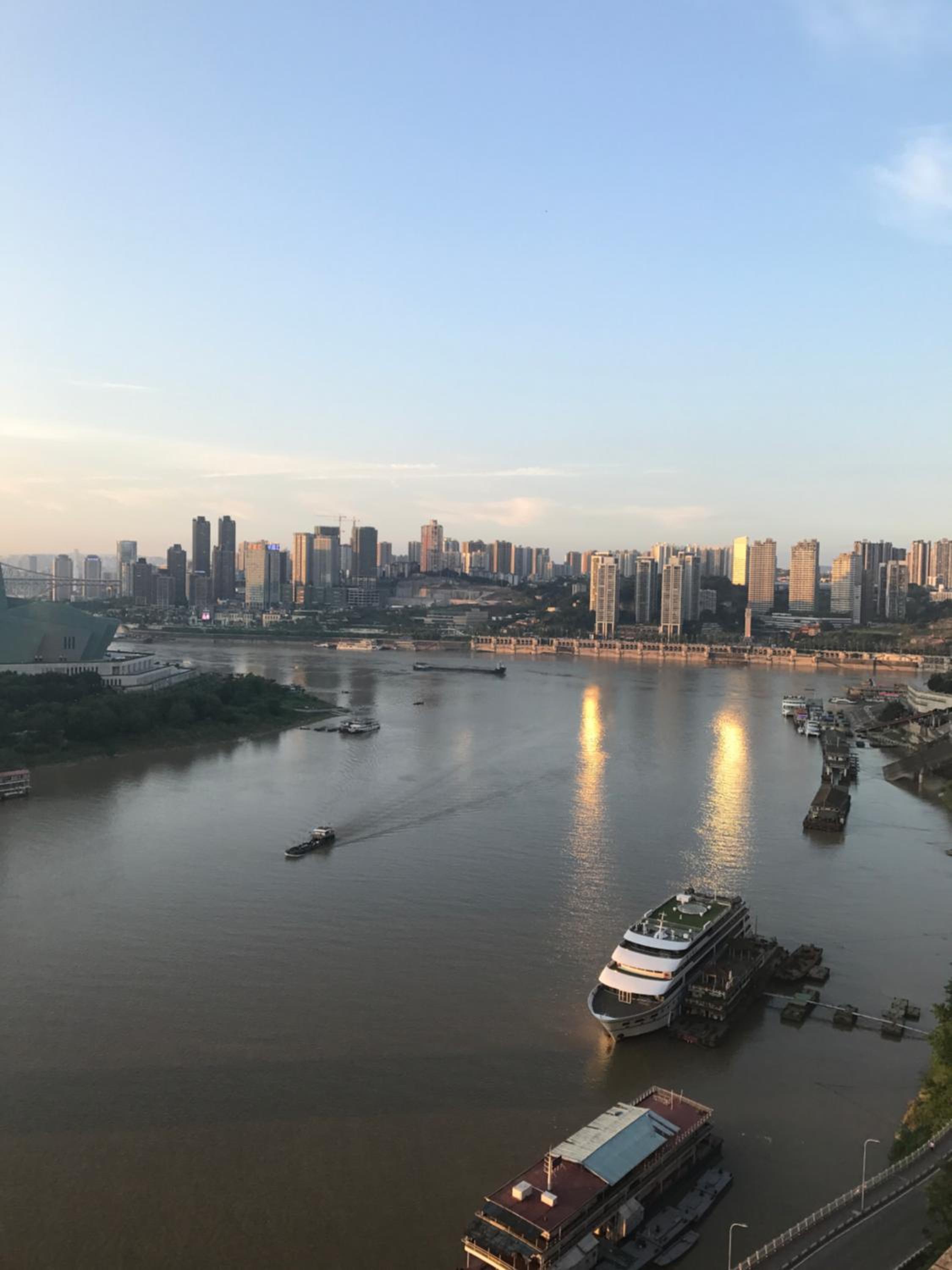 Chongqing Ouranjian Lake View Guesthouse