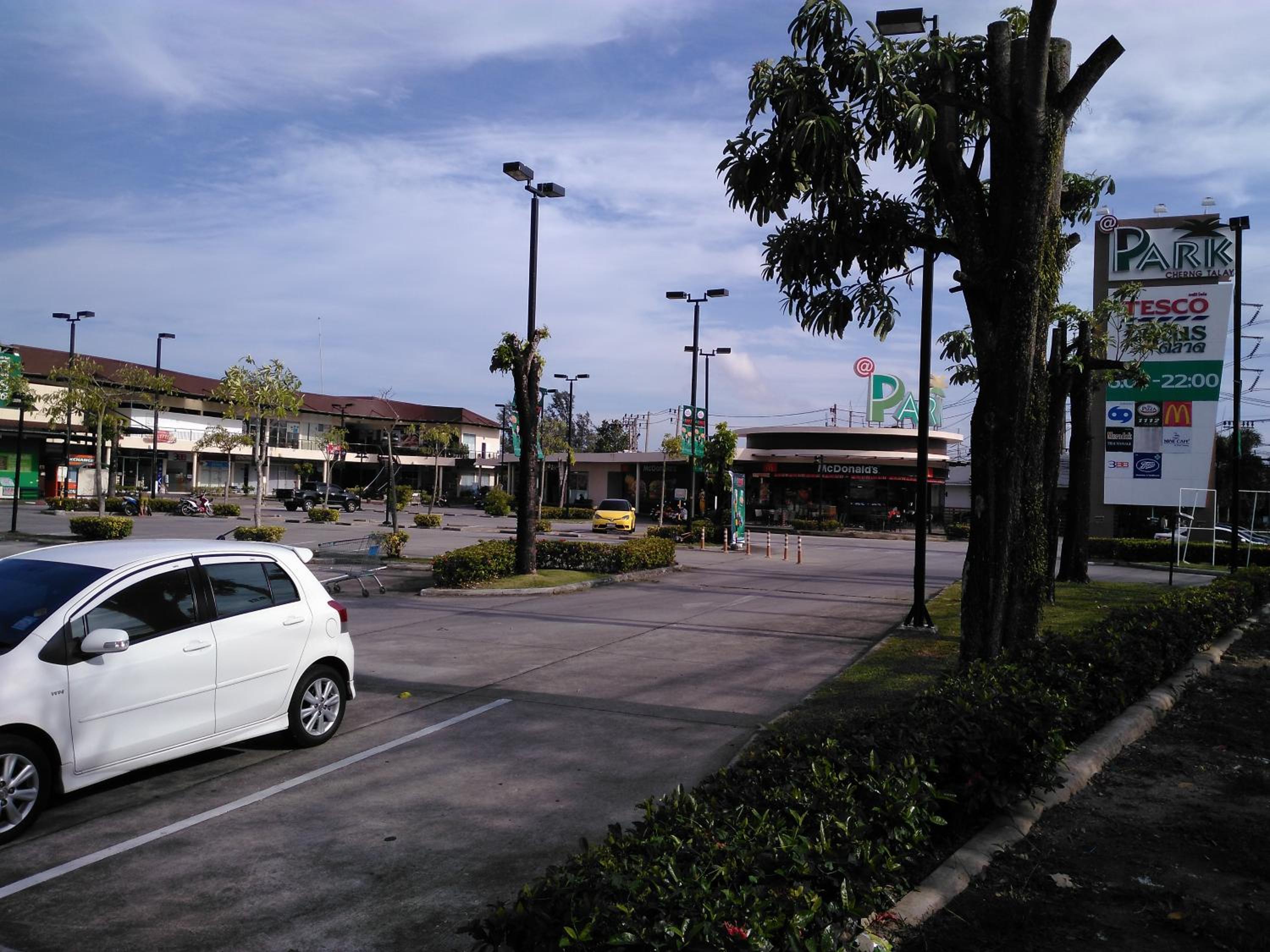 Photo 6