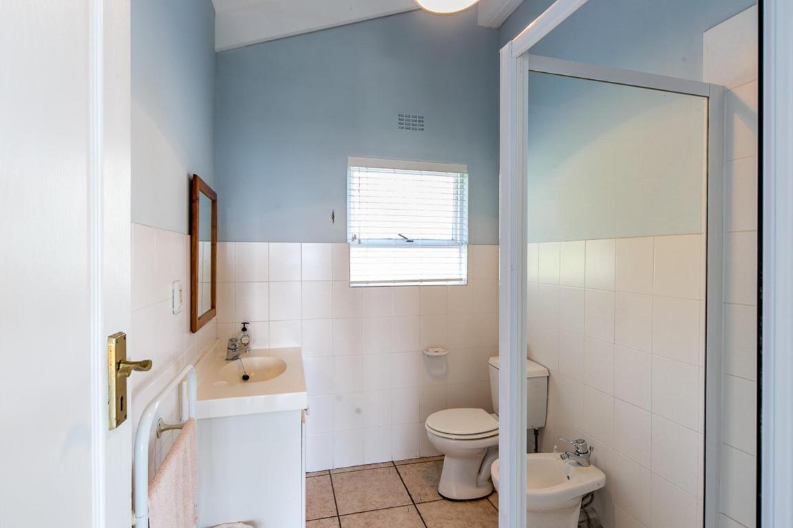Dolphin Cottage view 4