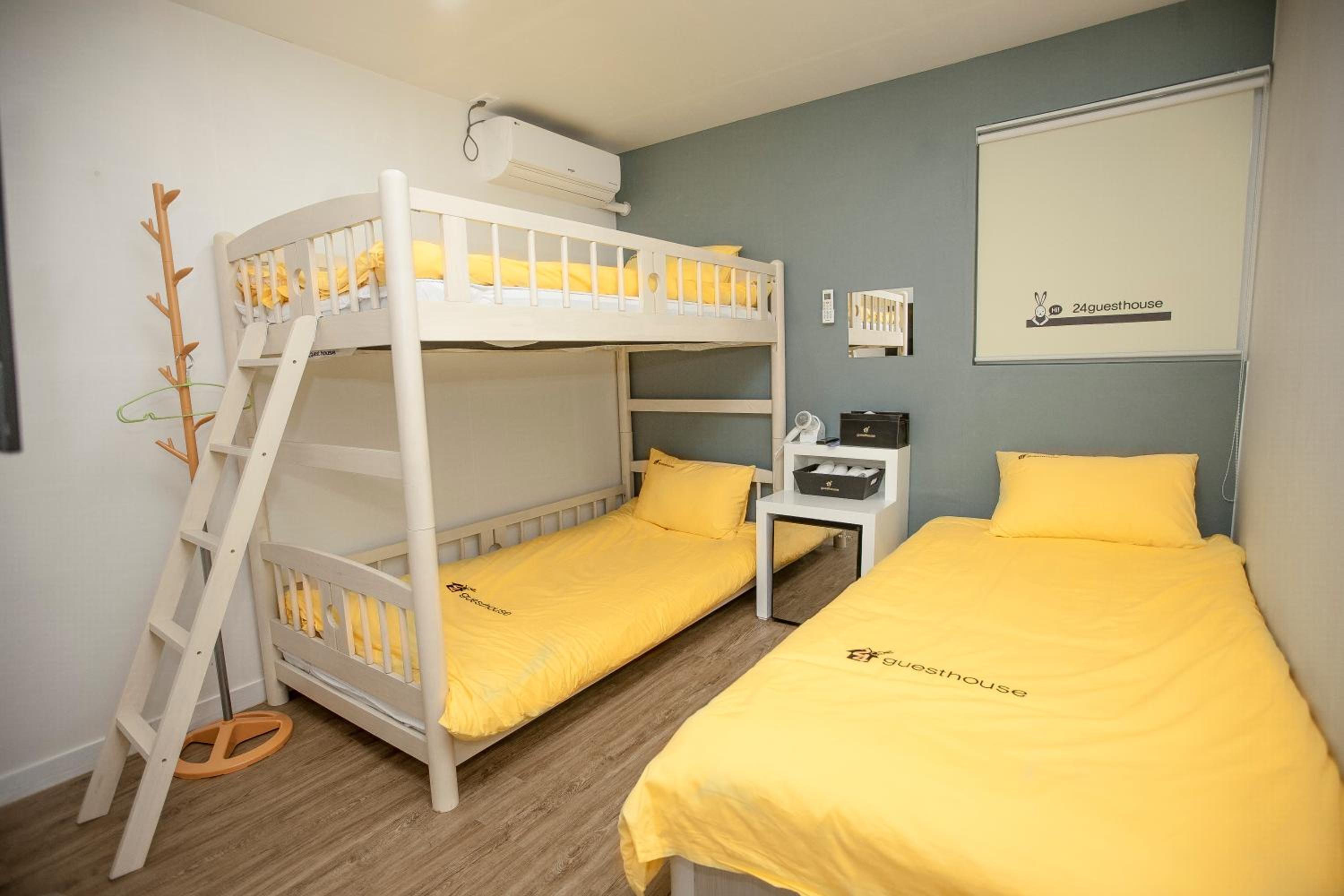 24 Guesthouse Jeonju