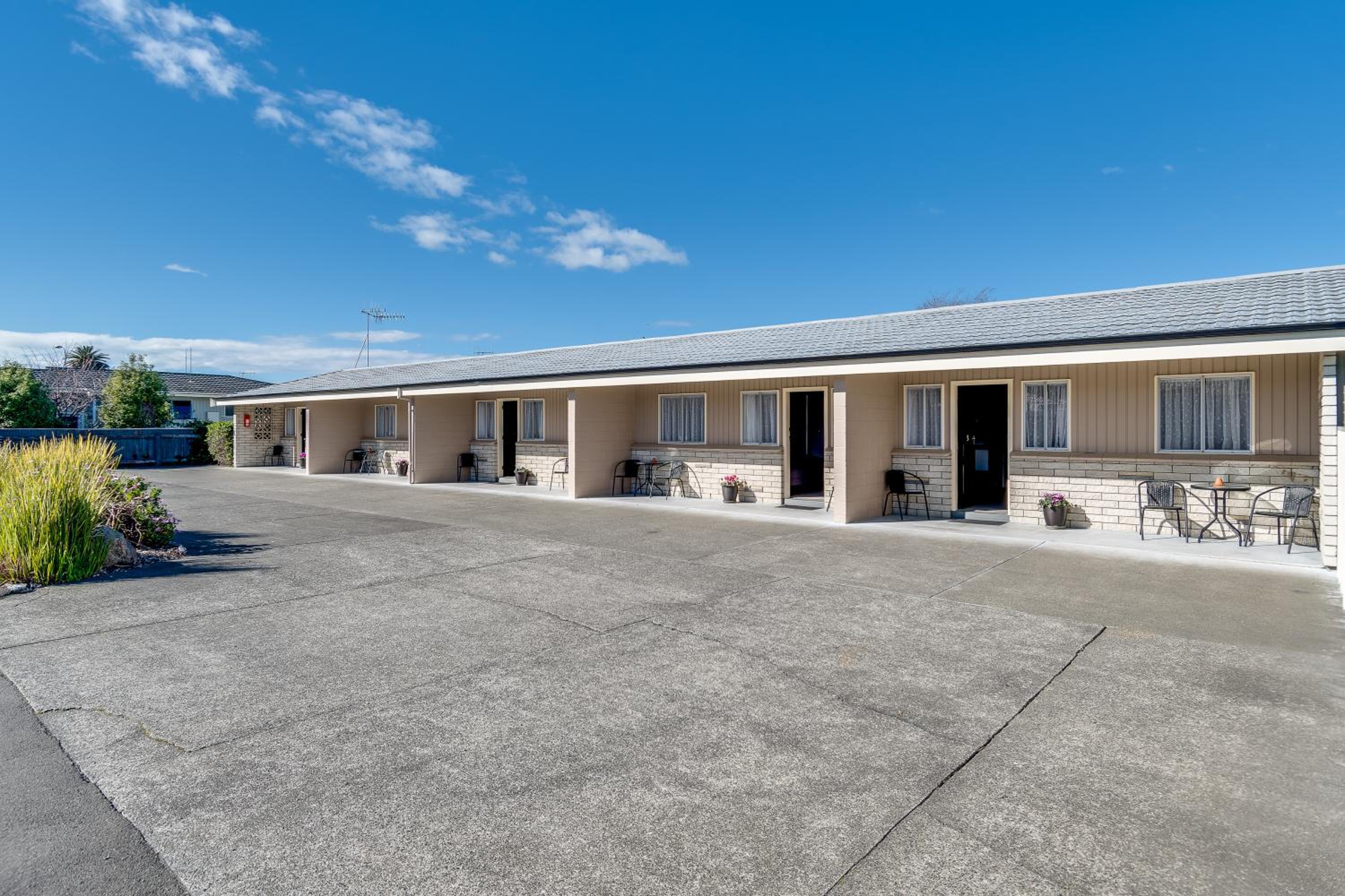 Gardner Court Motel