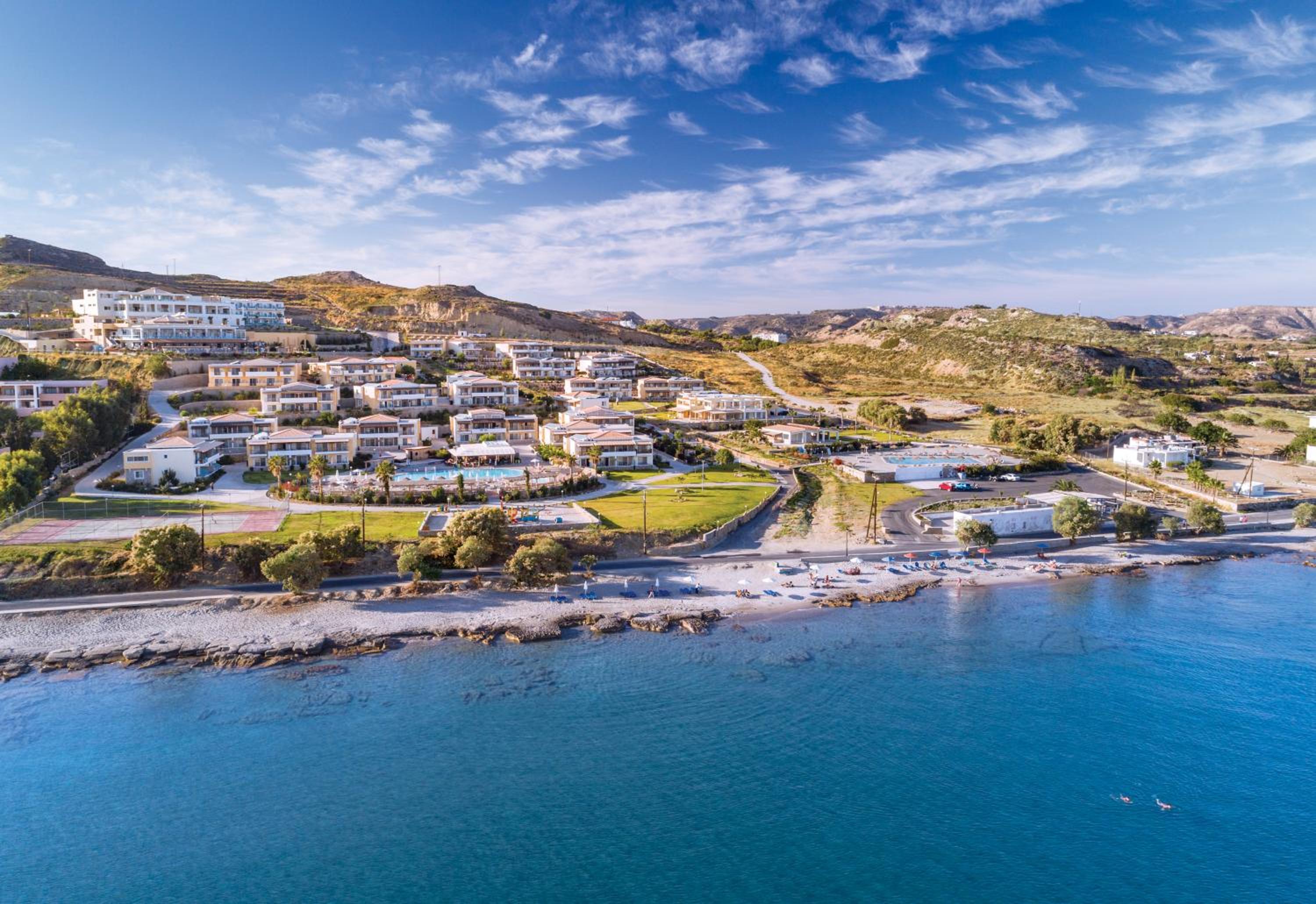 Hotel Grand Blue Beach Hotel - Image 1