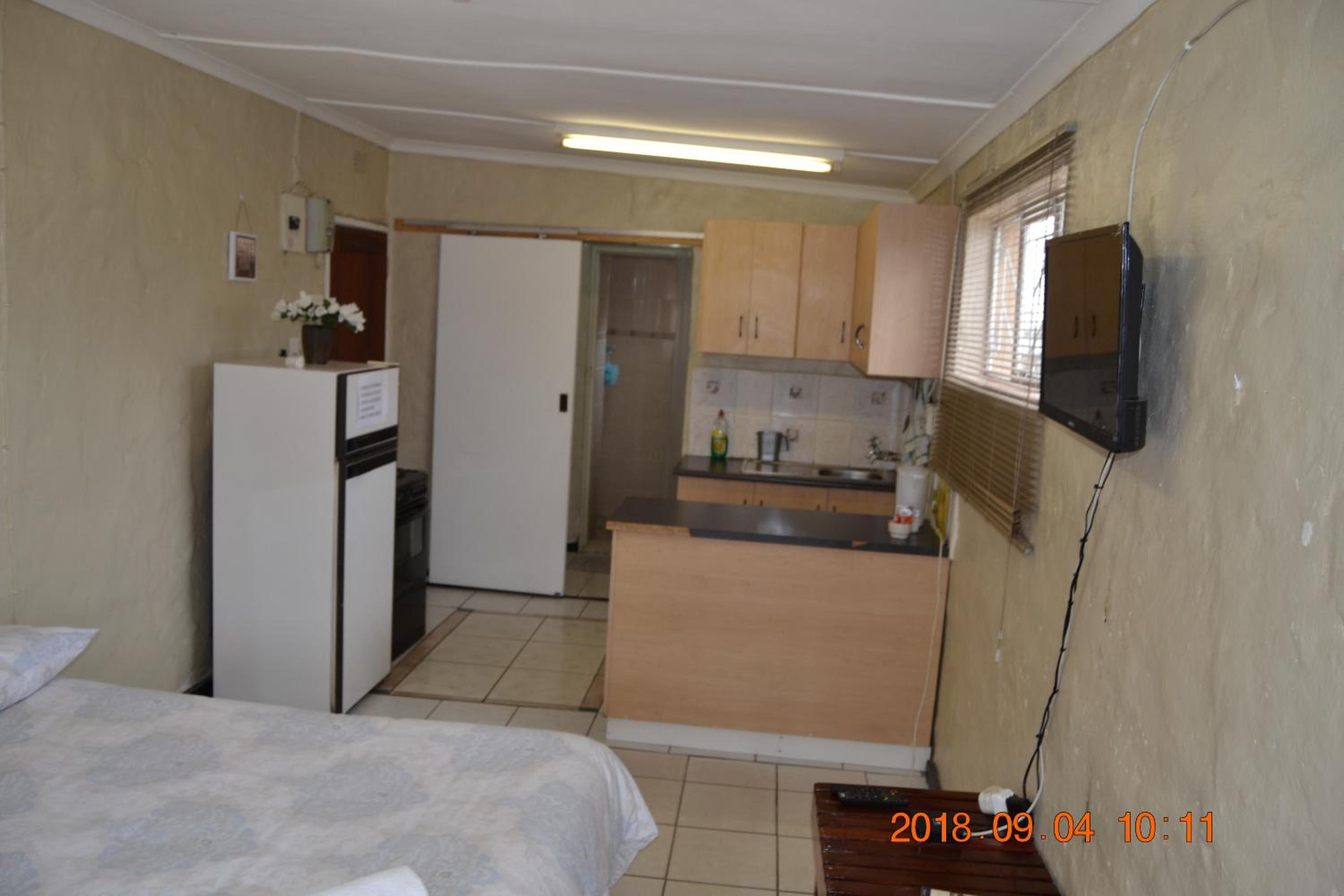 Photo 11