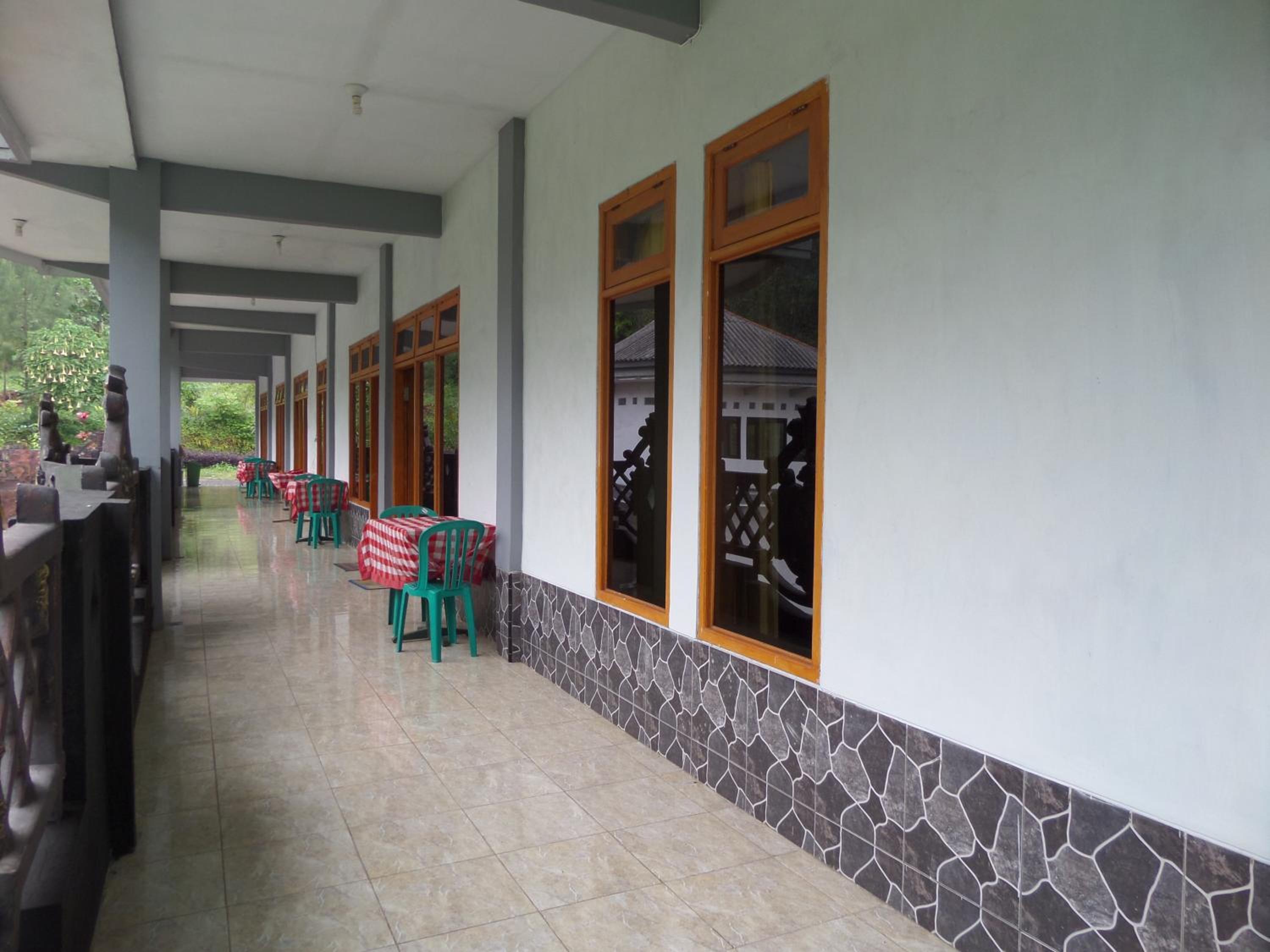 Km 31 Sujono Guesthouse, Bromo - 15