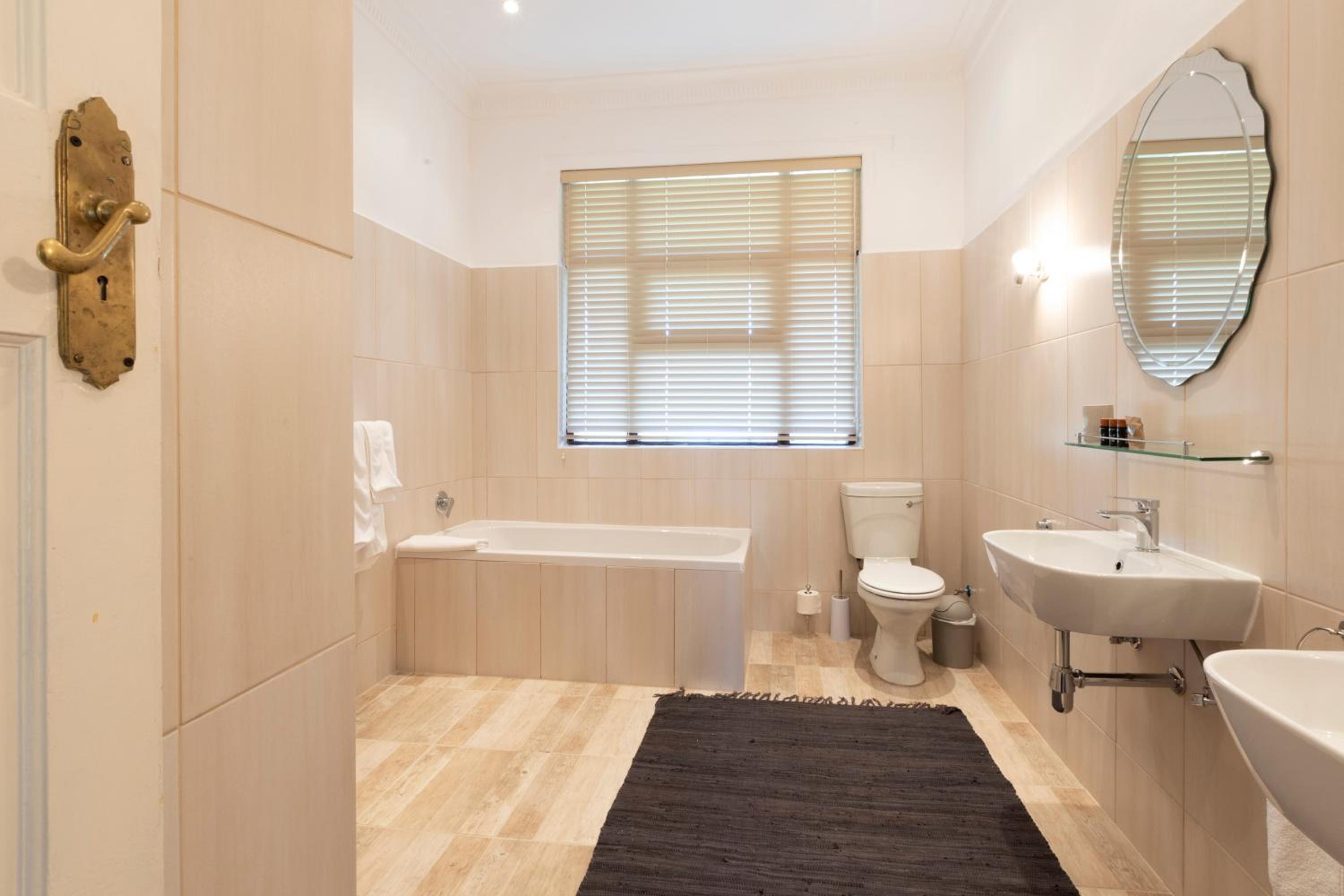 Hotel The Country Guesthouse - Image 1