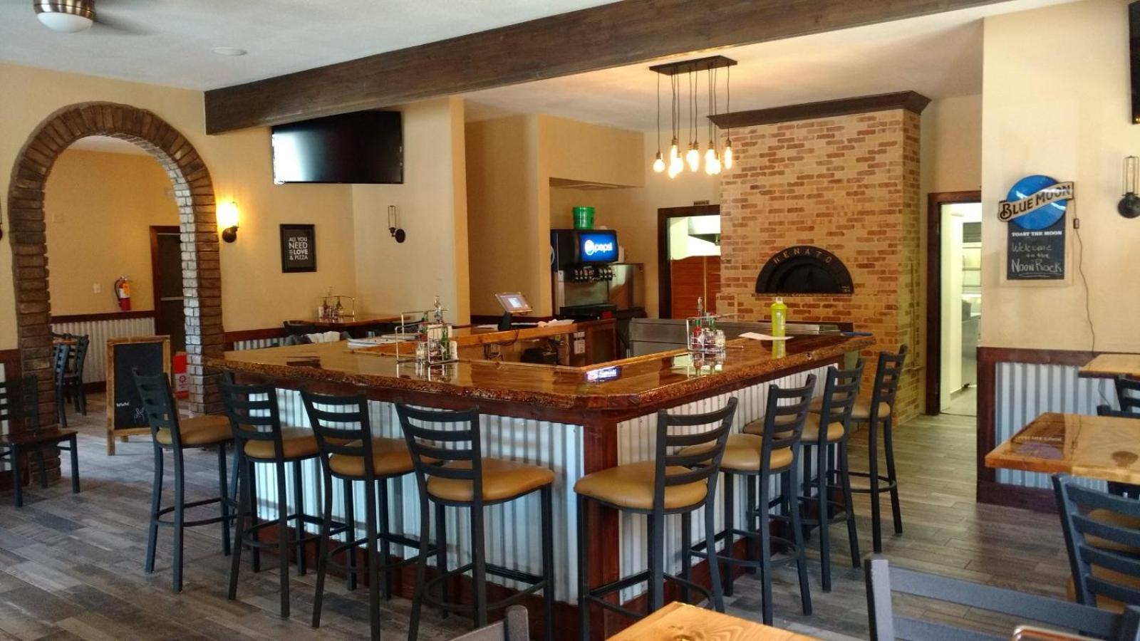 Stagecoach Inn & Suites