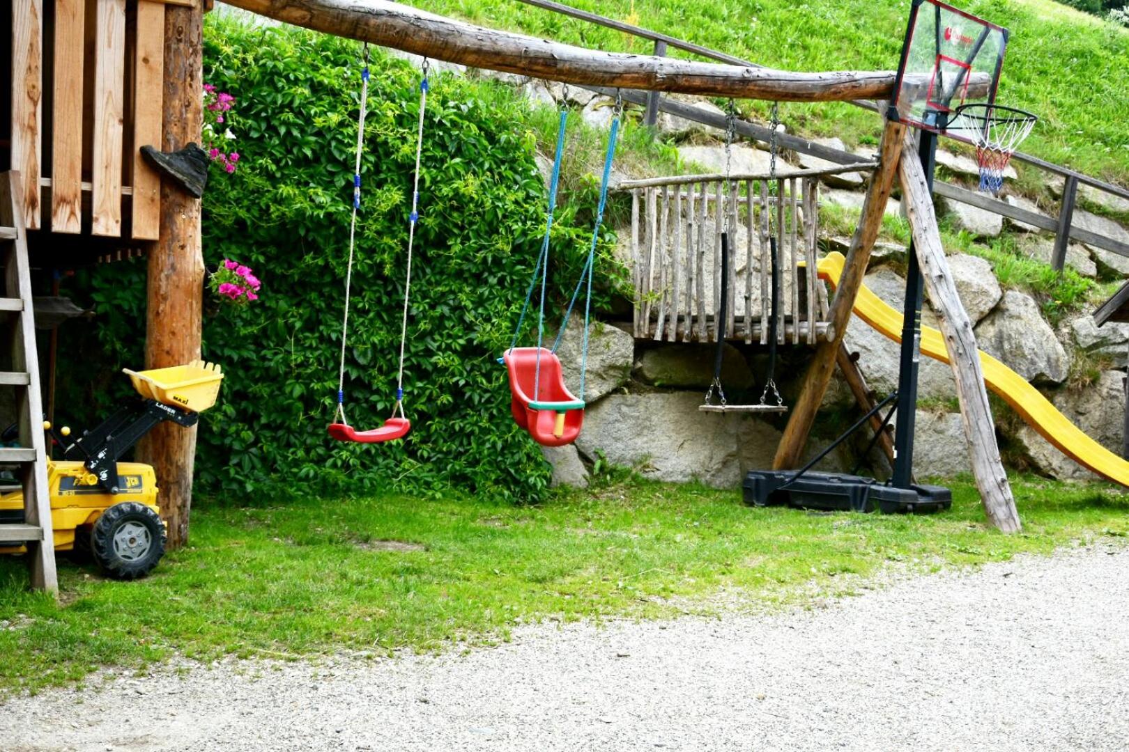 Photo 25