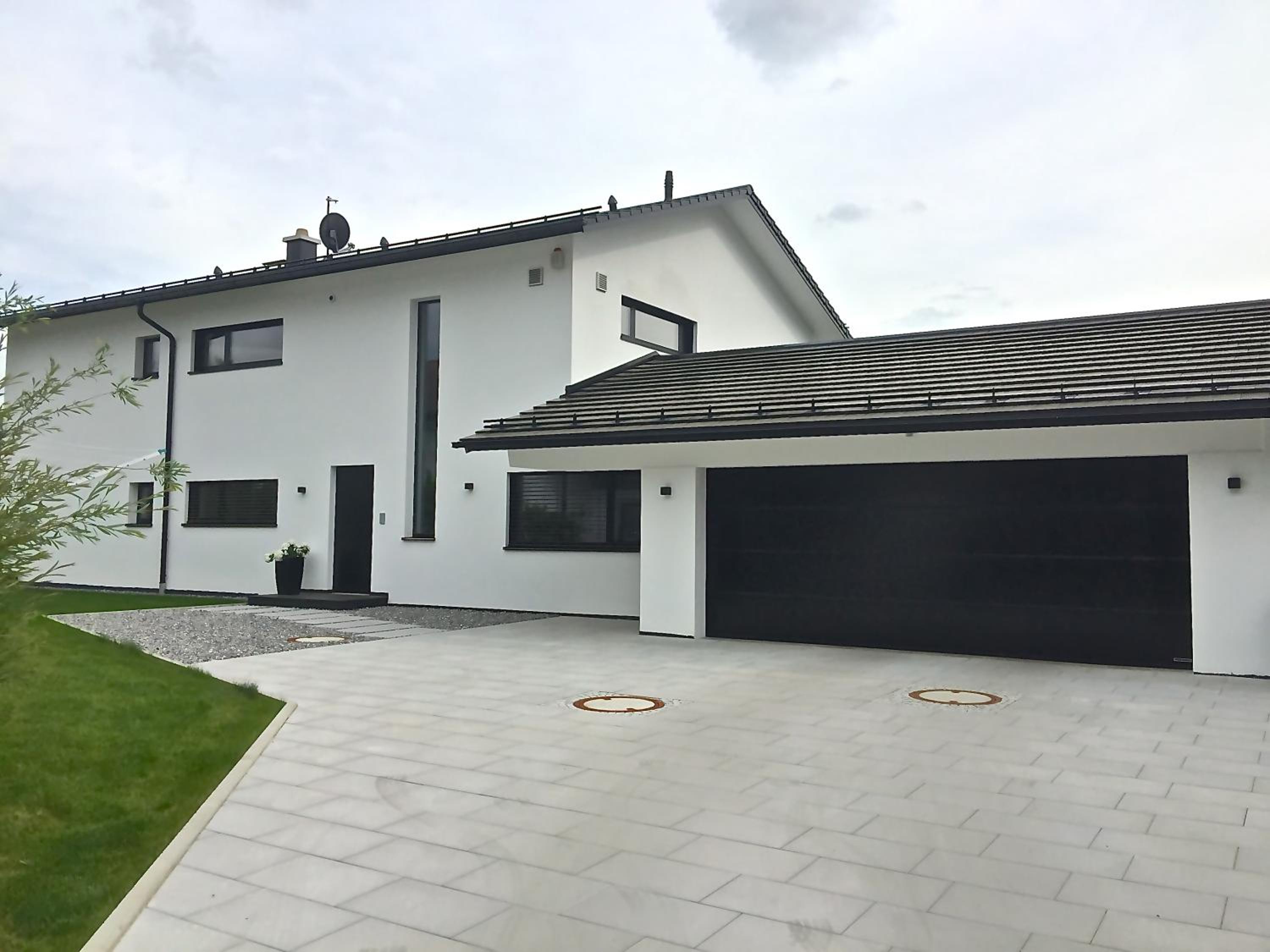 Ferienwohnung Black White