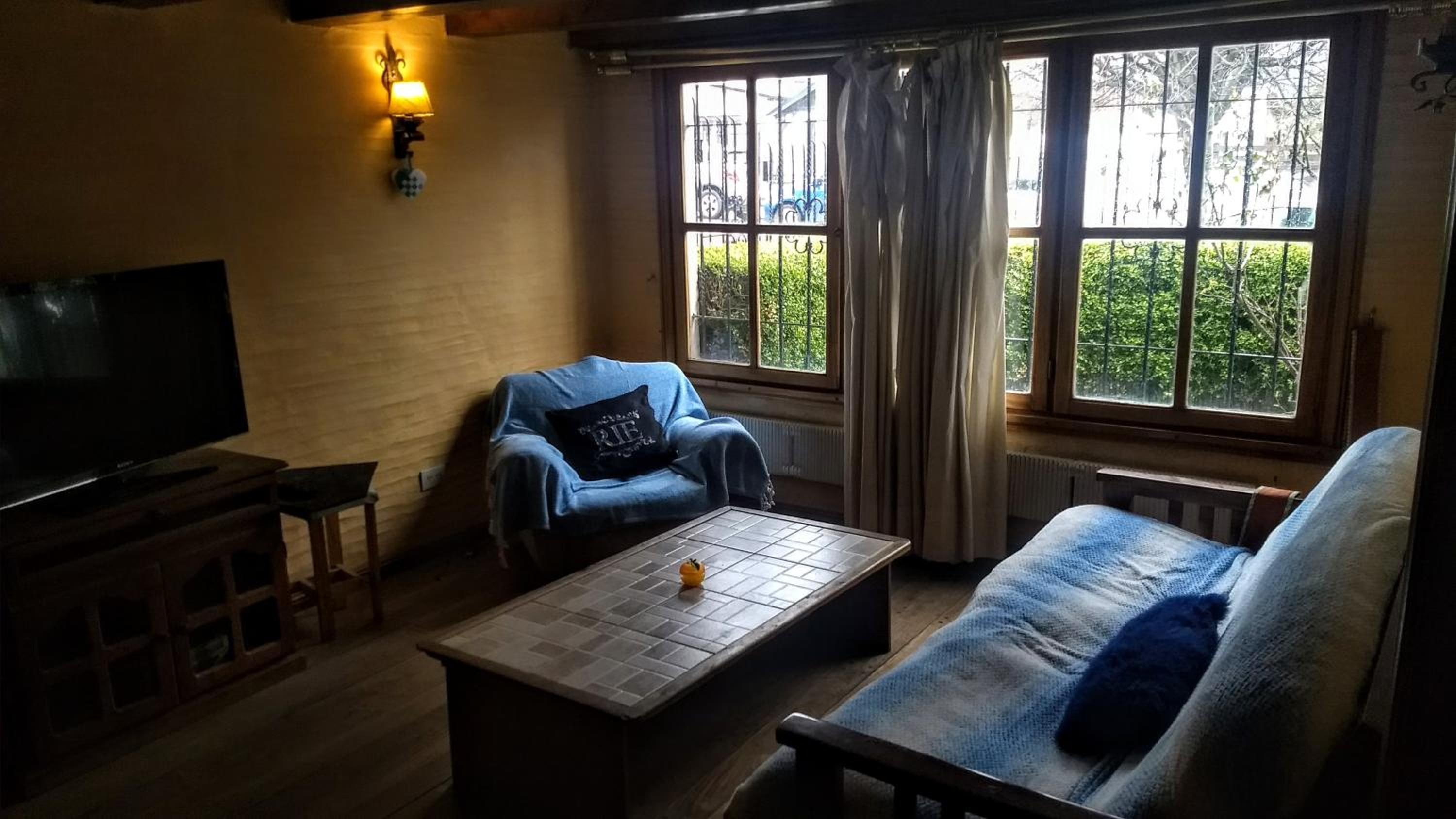 Universal Traveller's Hostel