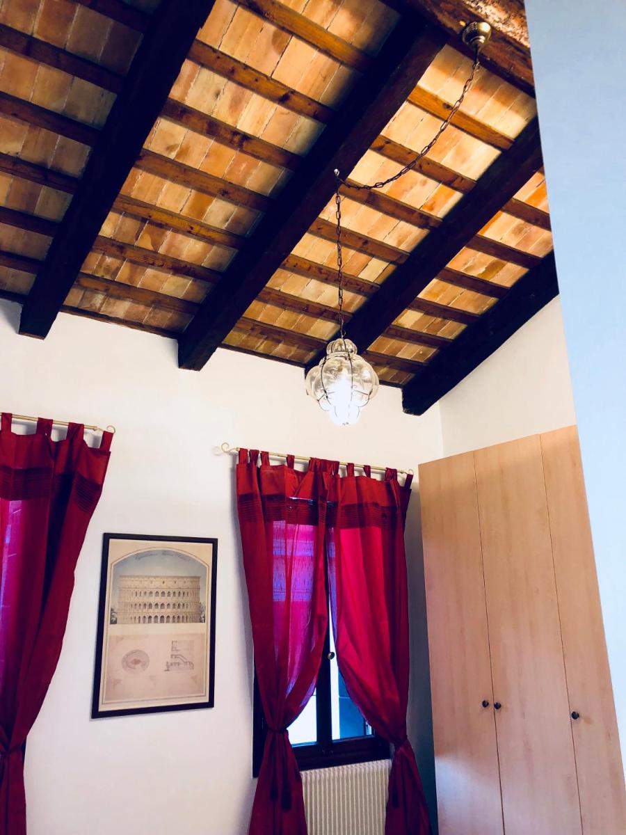 Hesperia Apartment