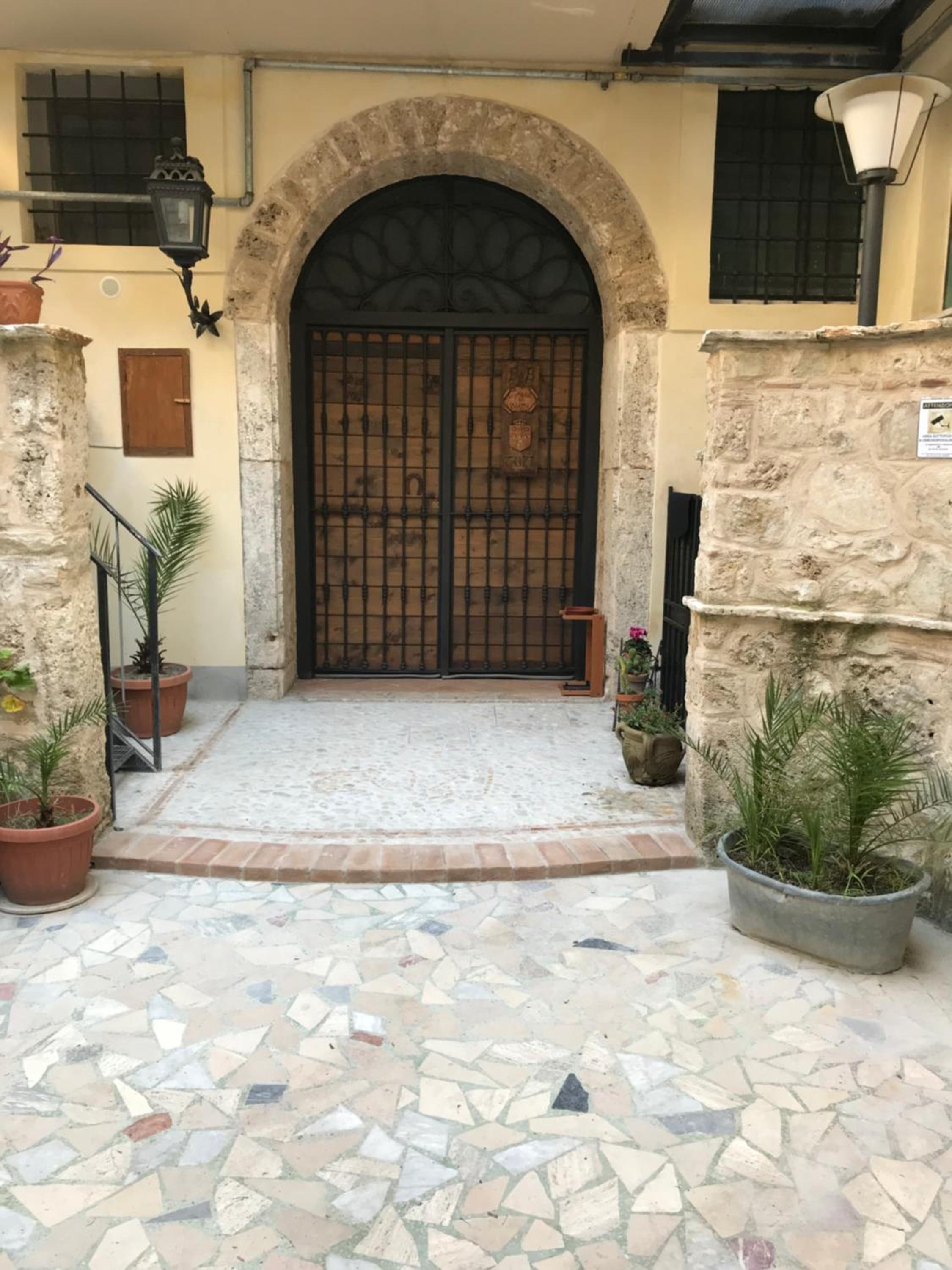 Le Prigioni del Palazzo B&B view 4