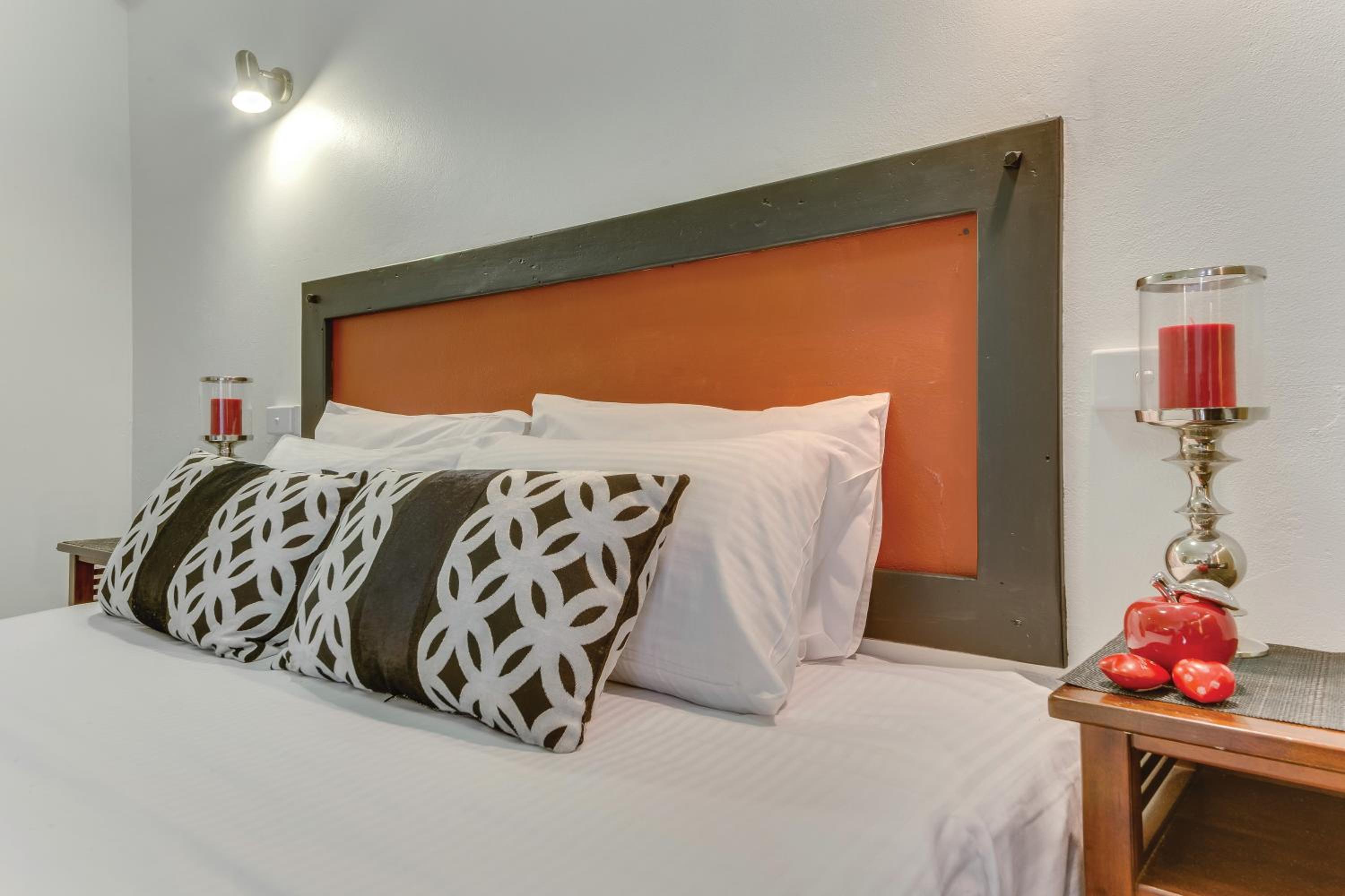 Rockhampton Riverside Central Hotel Official