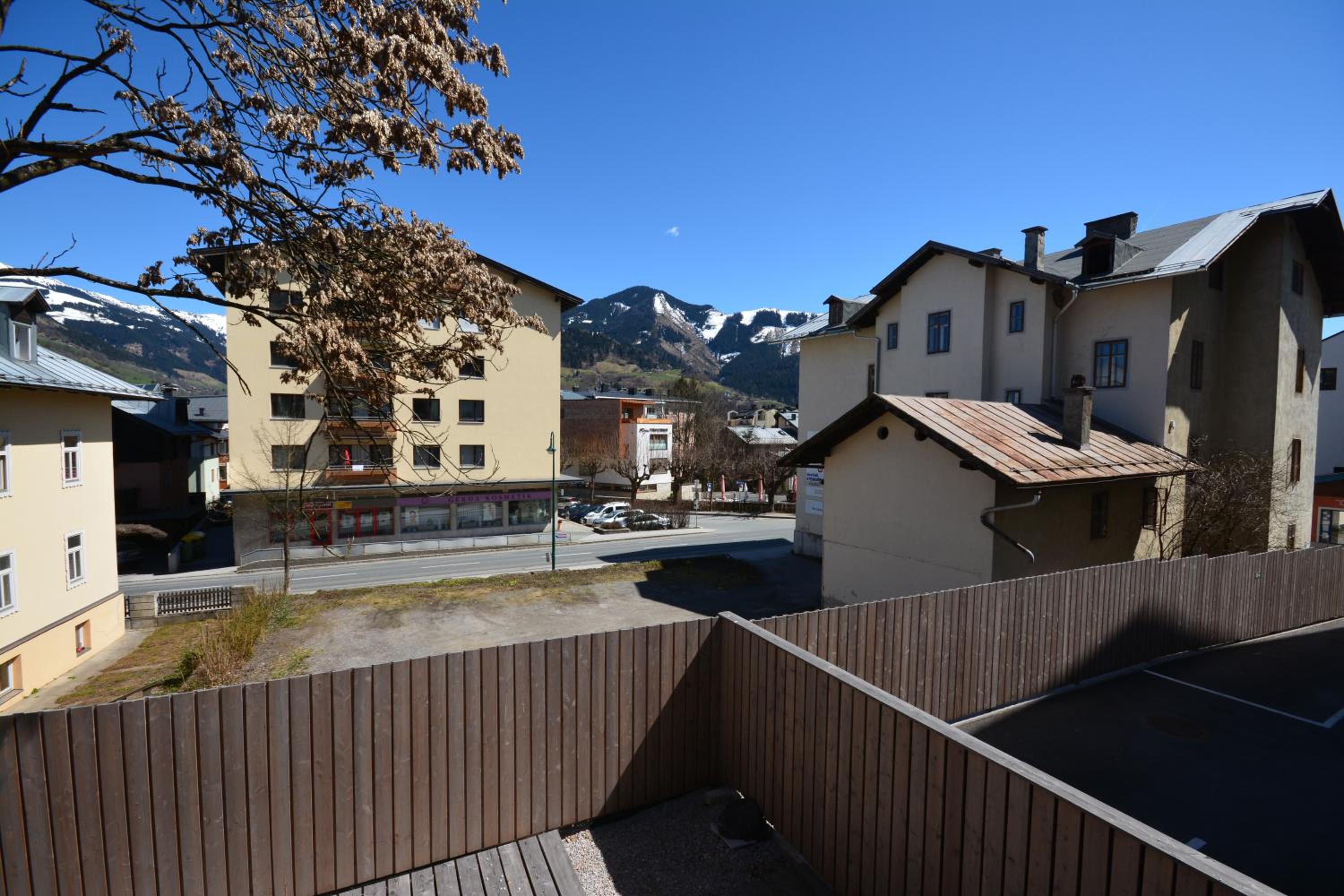 Zell City Exclusive Lodges by All in One Apartments