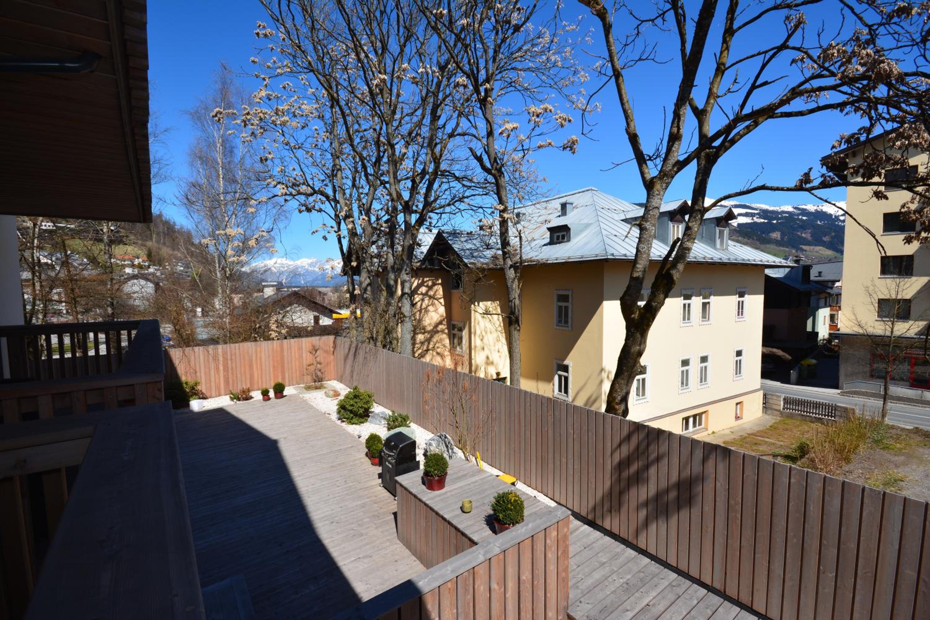Zell City Exclusive Lodges by All in One Apartments
