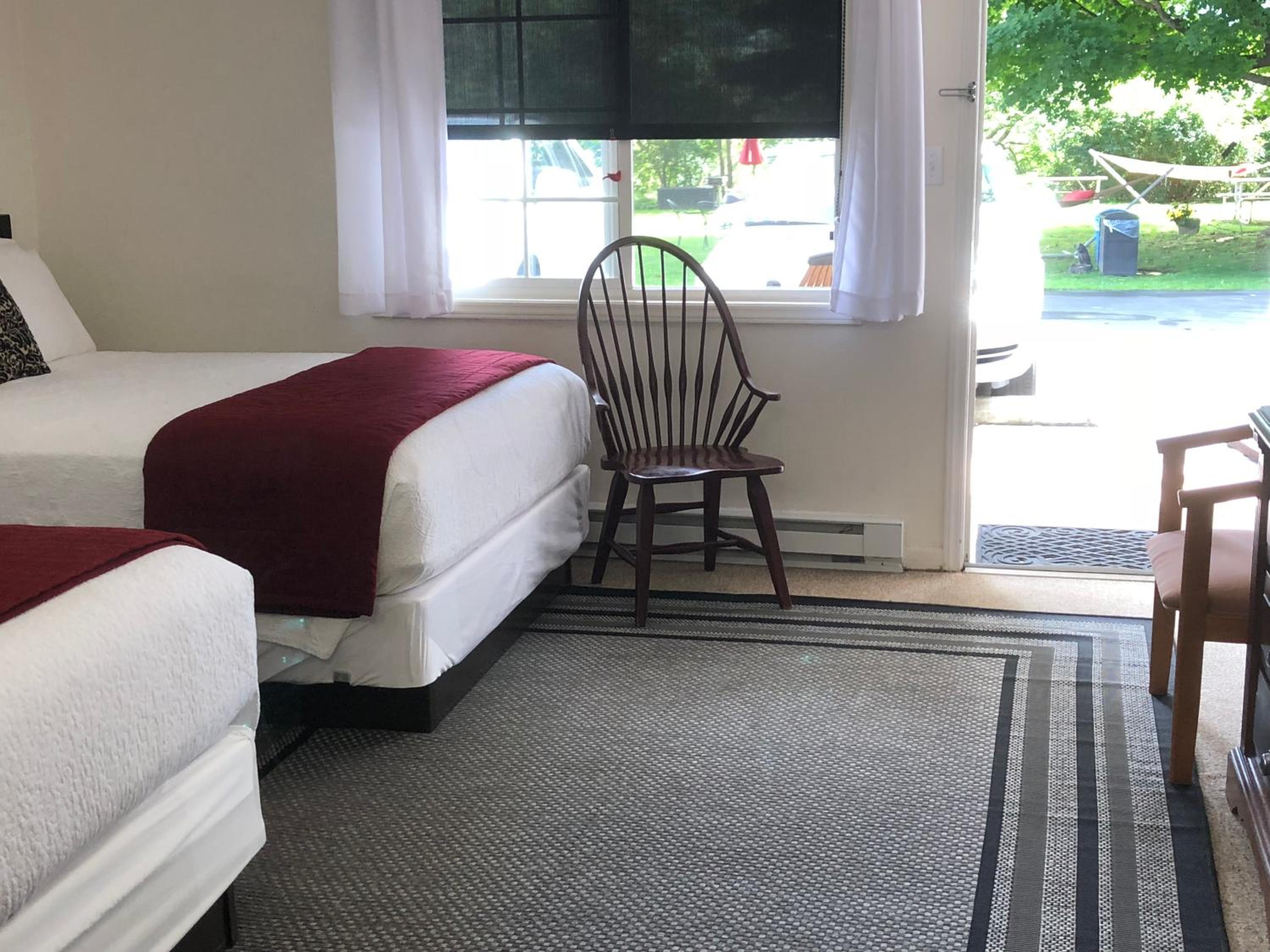 Cardinal Inn