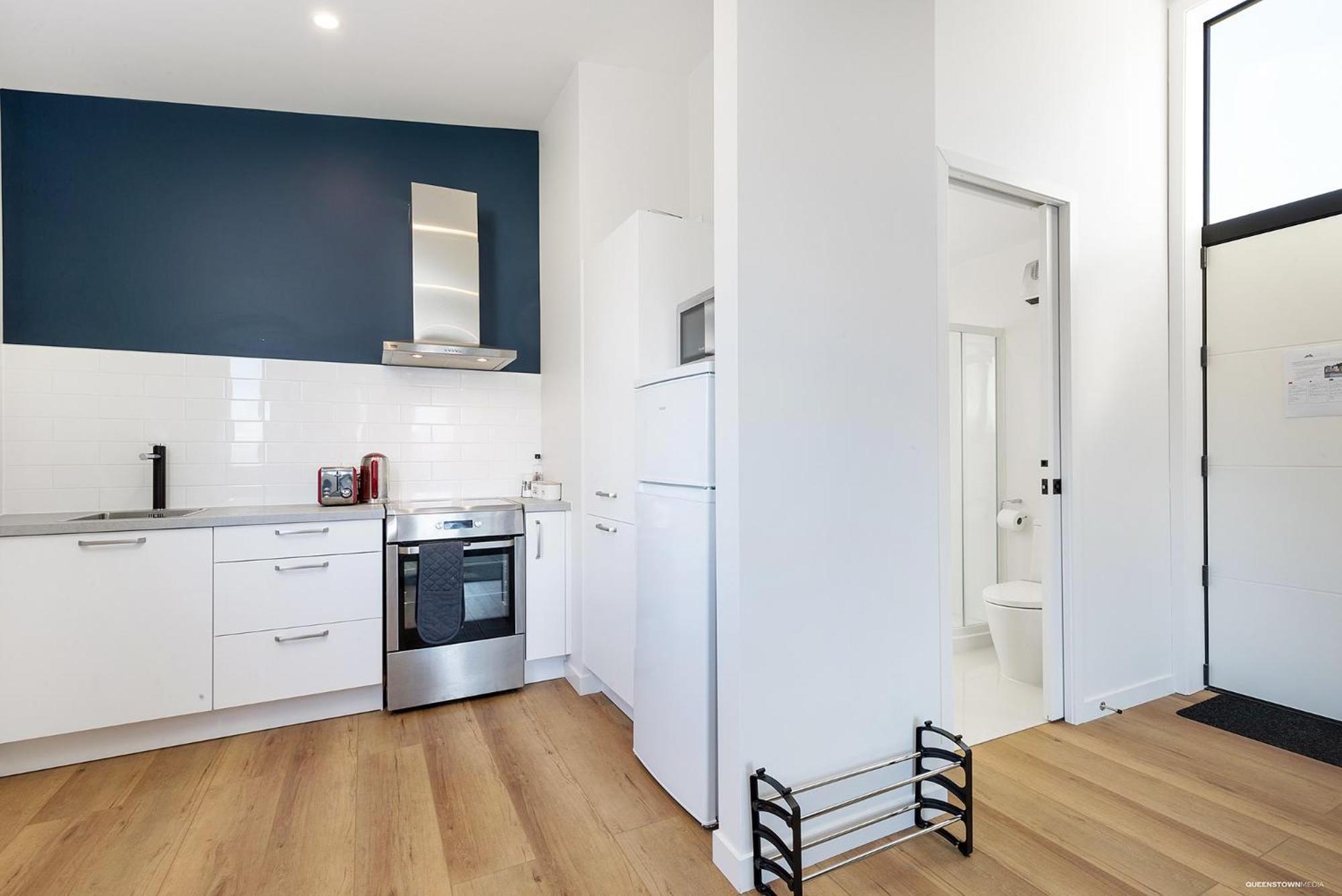 Brand New One Bedroom Apartment view 5