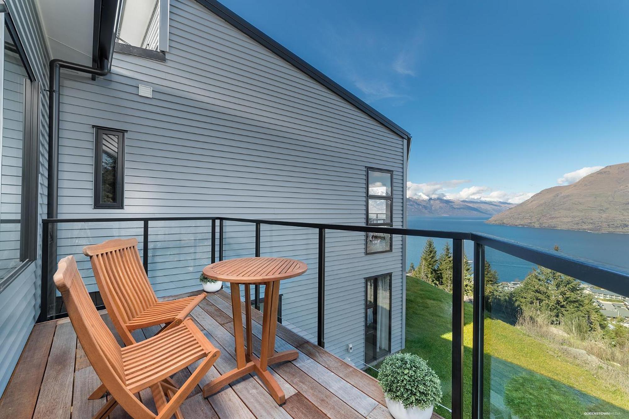 Brand New One Bedroom Apartment view 4
