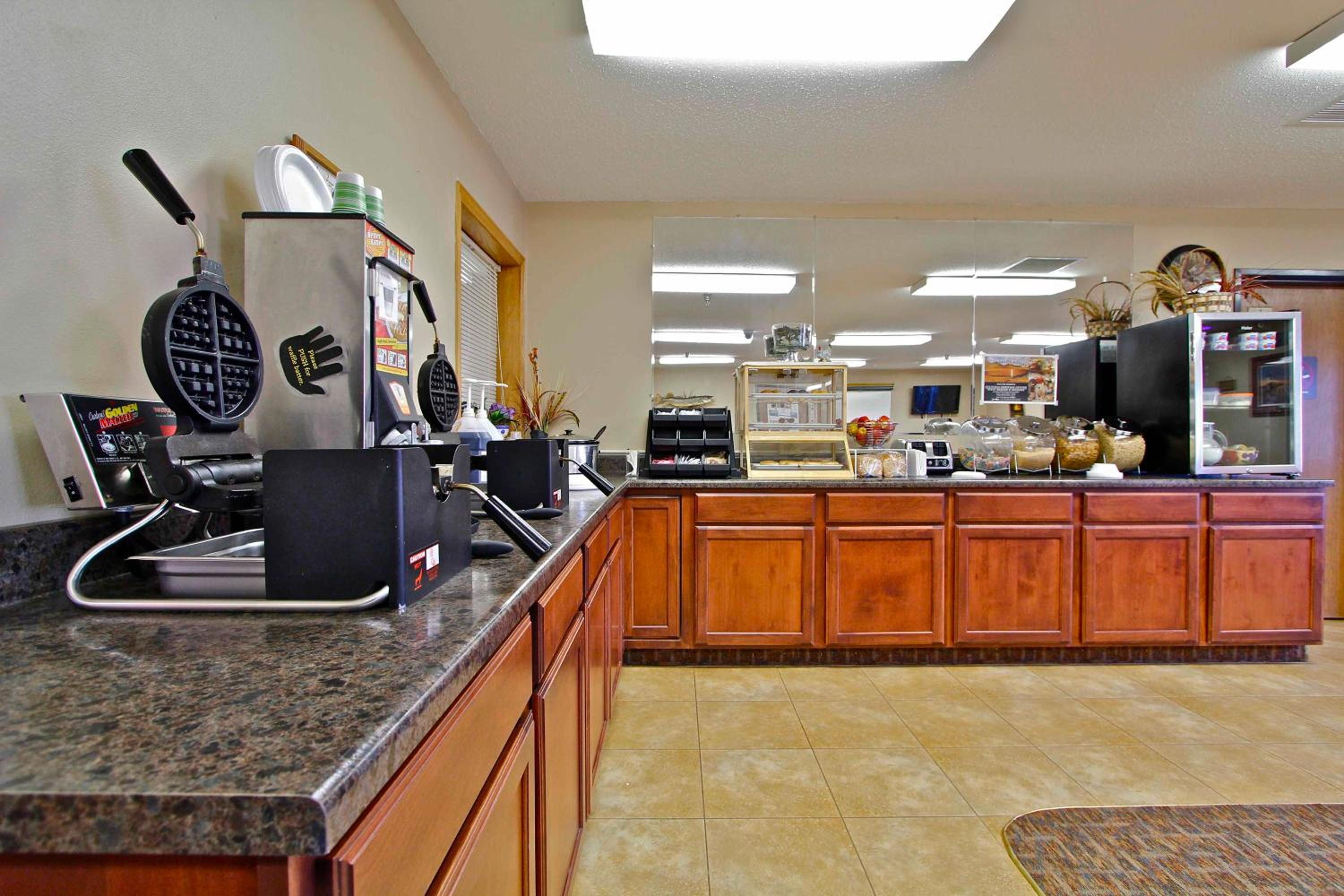 Pierre Vacations - Governors Inn a Travelodge by Wyndham - Property Image 61