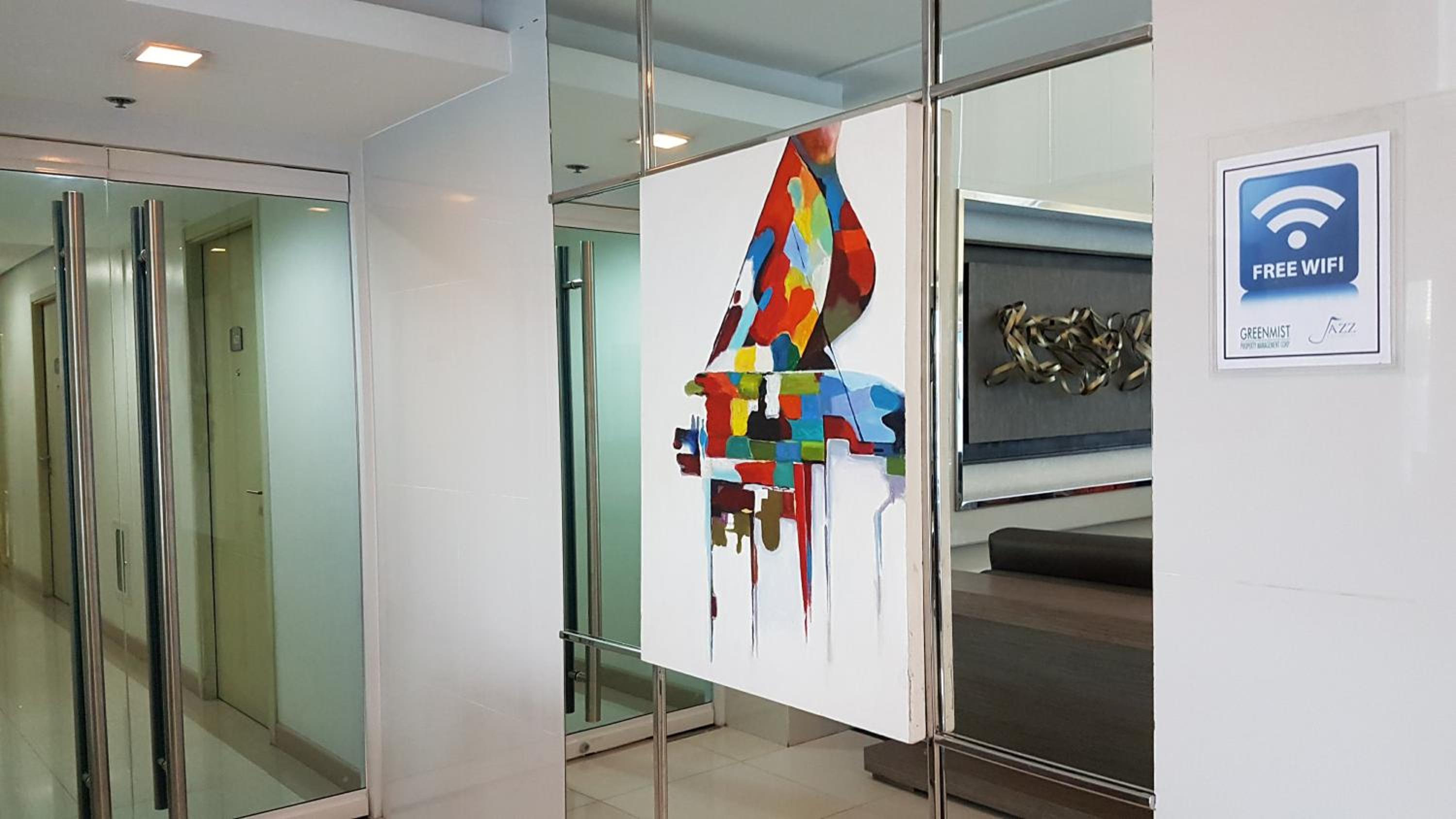 Condotel @JAZZ Residences view 5