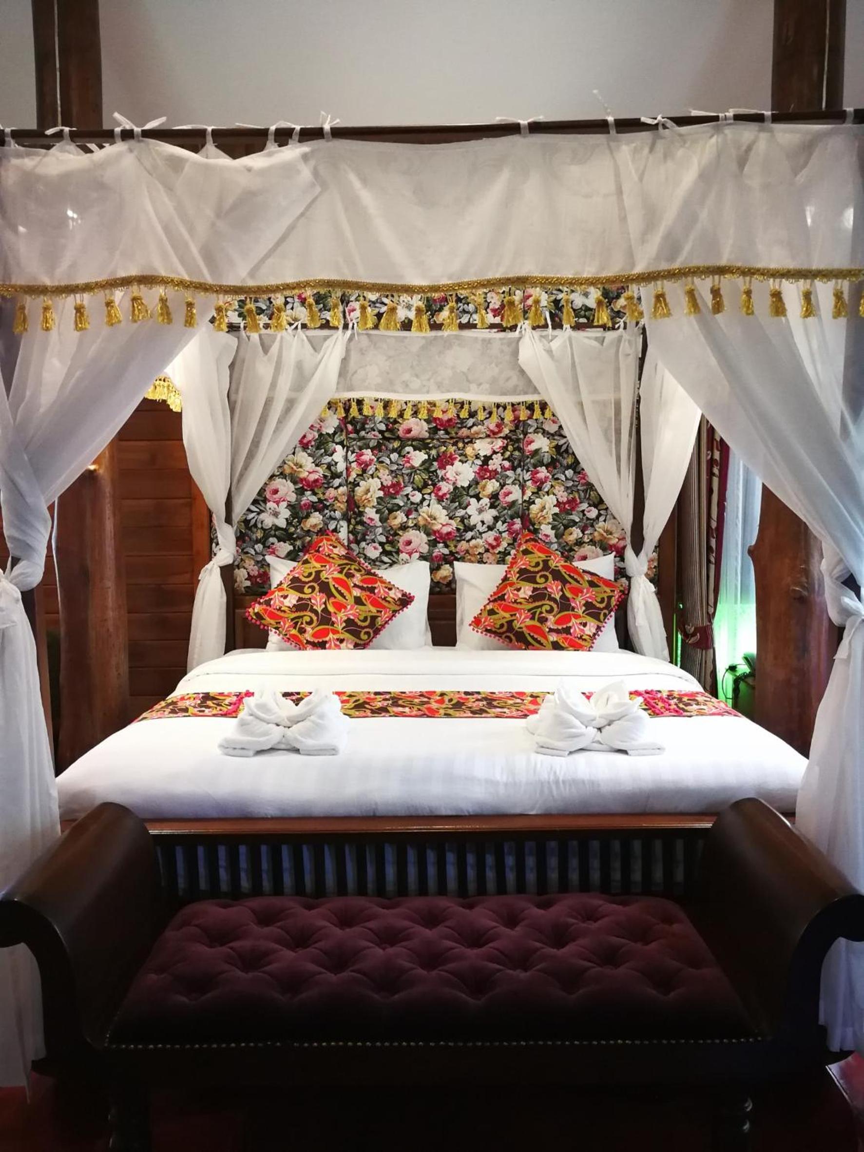 Buraphat Resort
