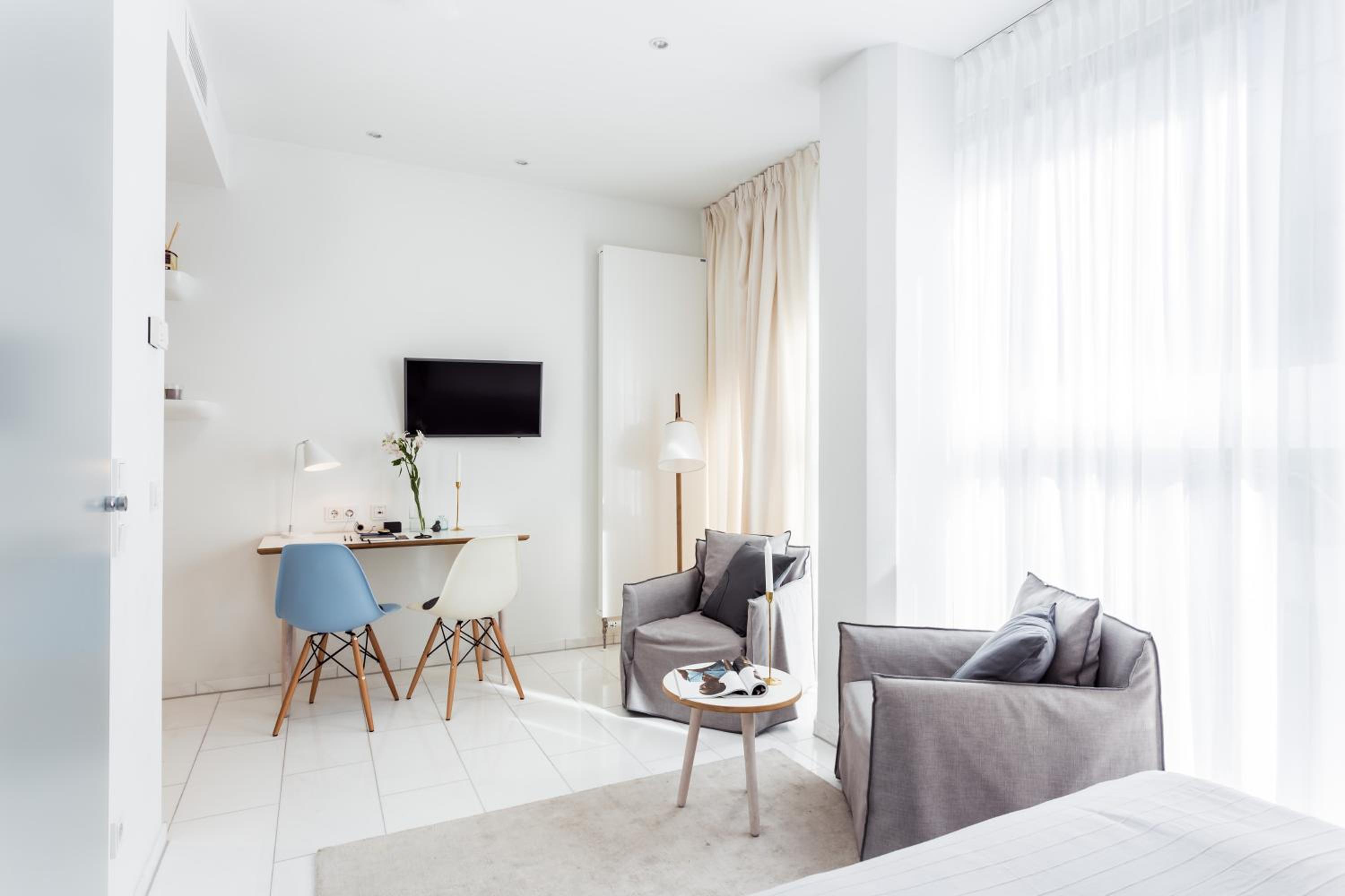 VISIONAPARTMENTS Gutleutstrasse - contactless check-in - Property Image 3