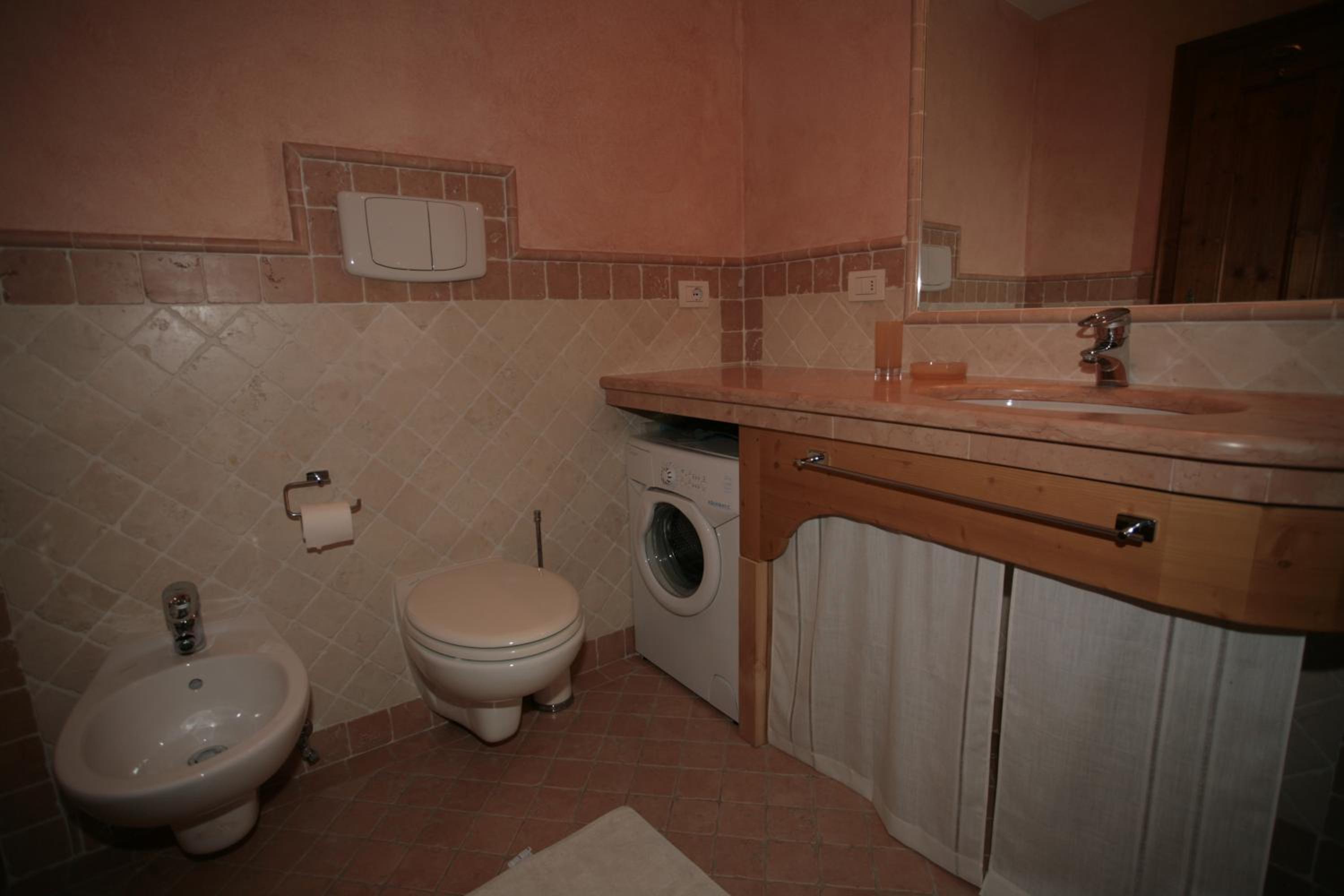 Photo 37