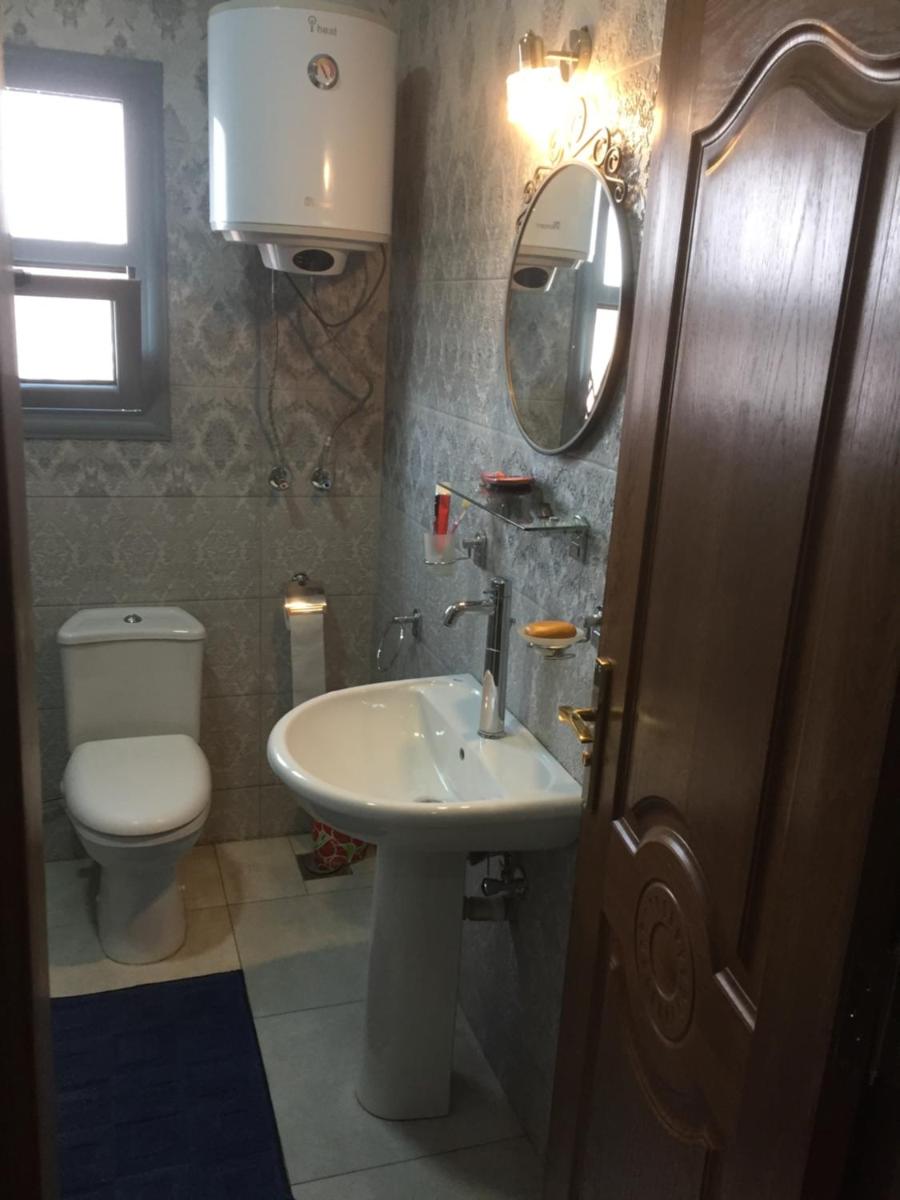 112 AUC Residence