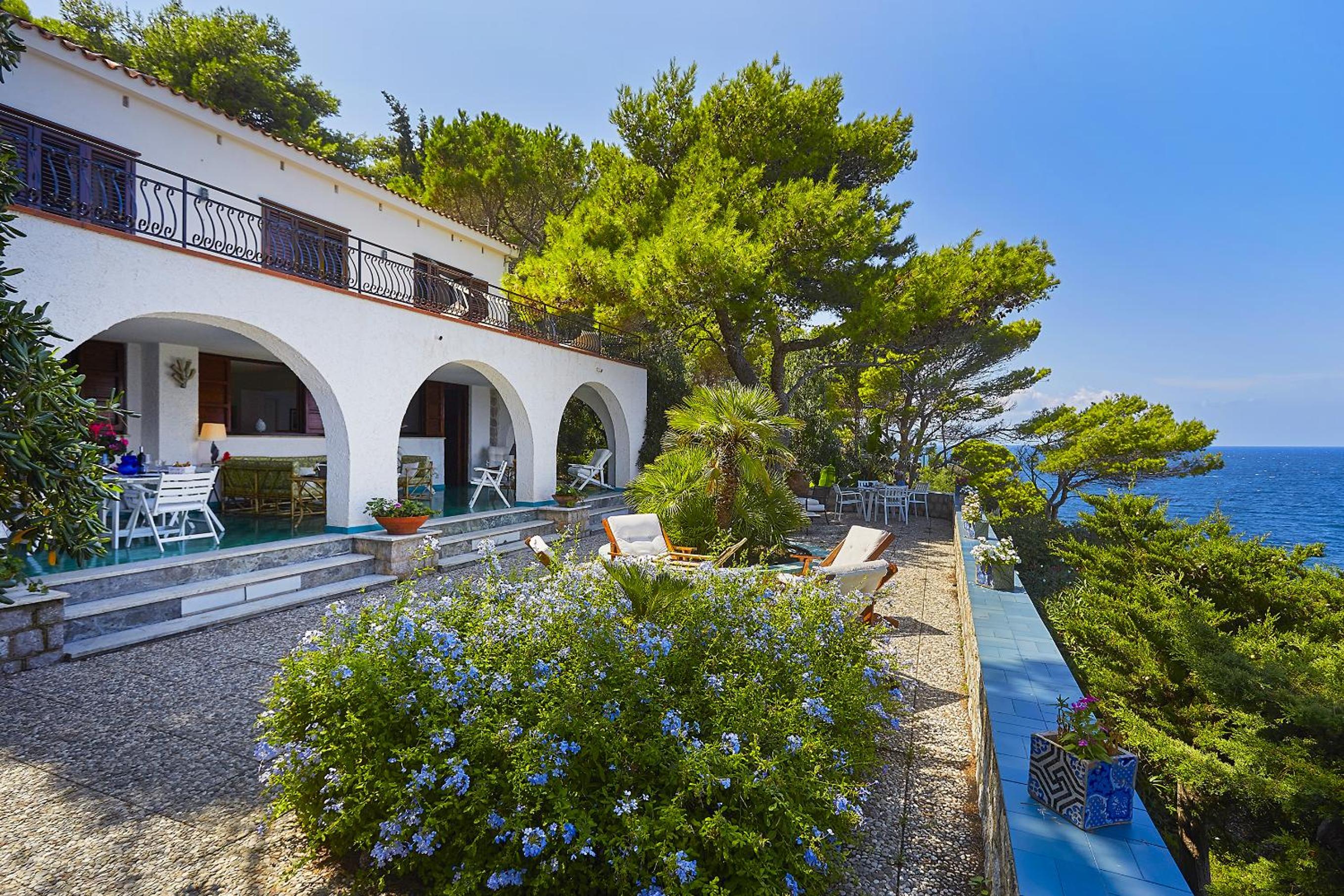 Villa Majus