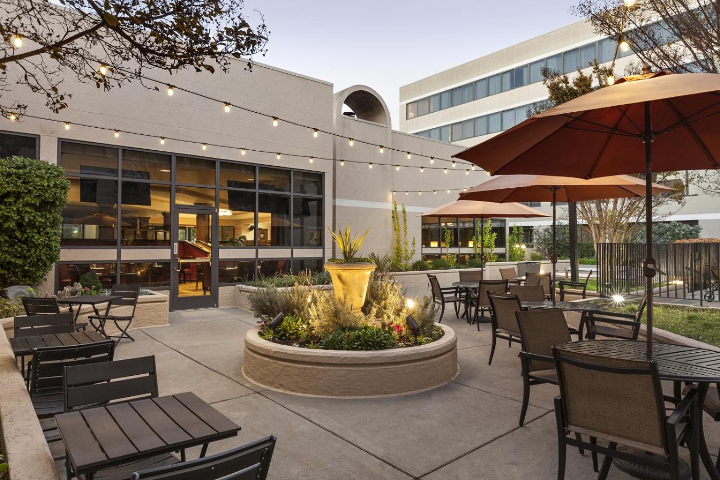 Radisson Hotel Sunnyvale - Silicon Valley - Property Image 2