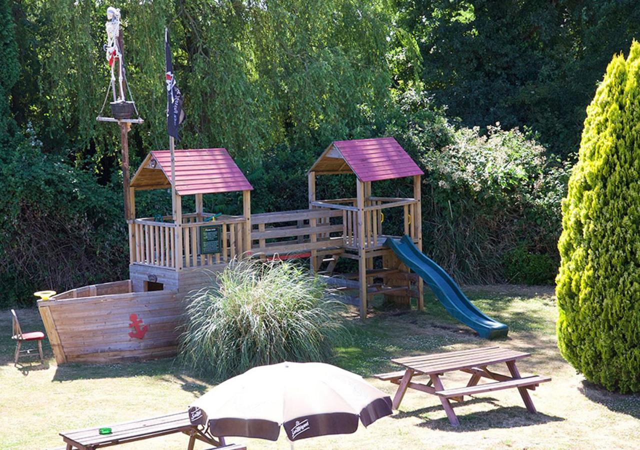 Photo 8