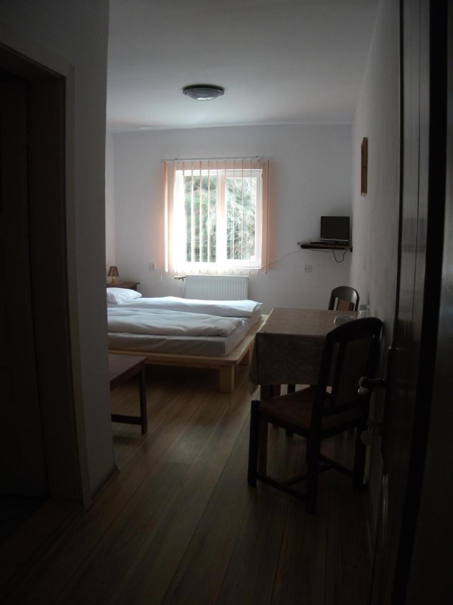 Photo 36