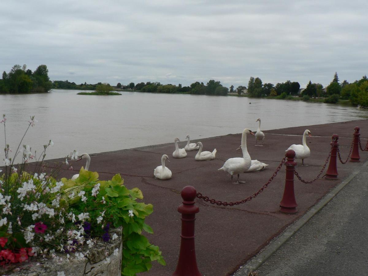 Gites Lacale face à la rivière
