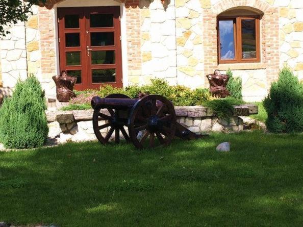 Photo 19