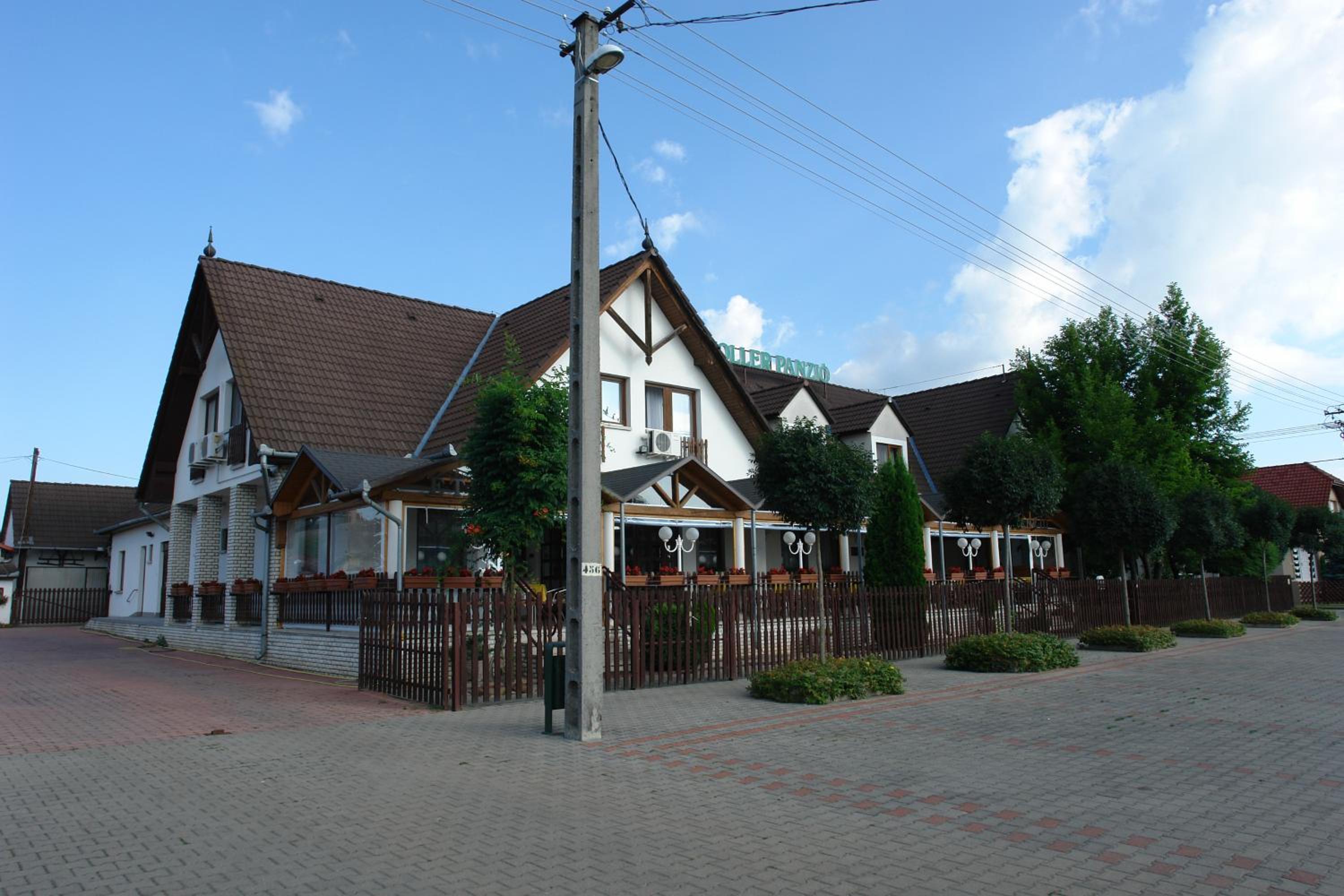 Photo 10