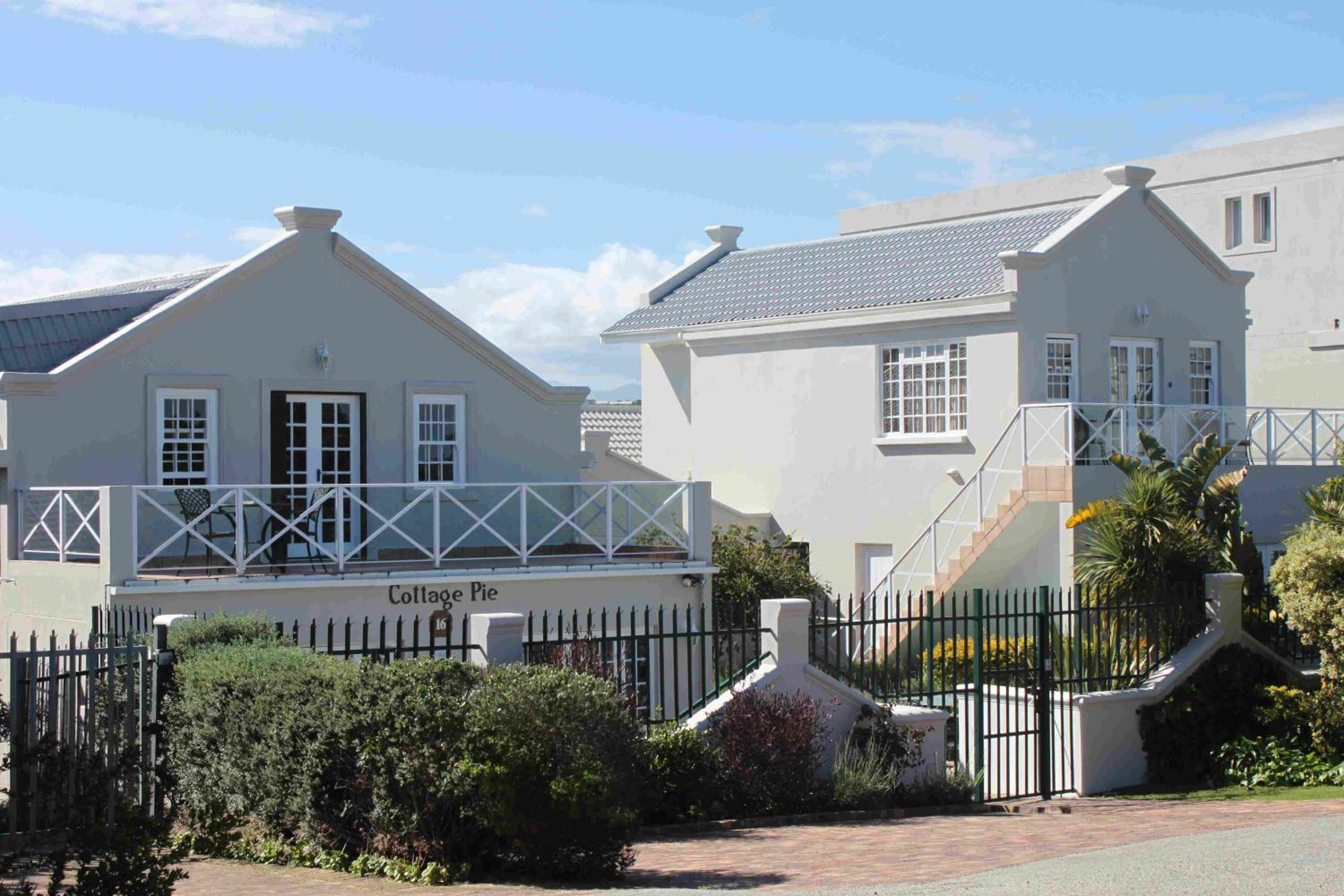 The Robberg Beach Lodge - Lion Roars Hotels & Lodges