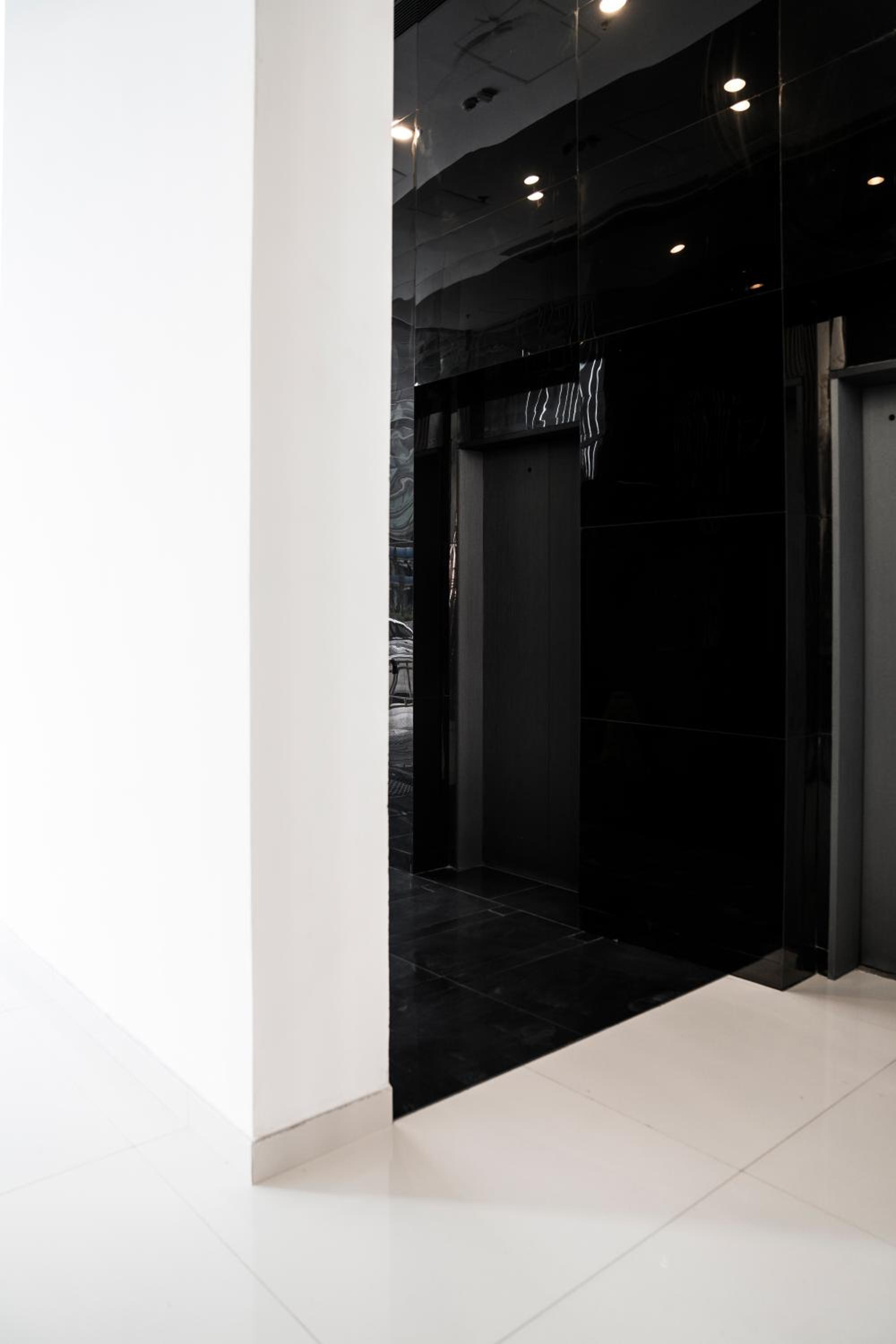 IW Hotel, photo 37