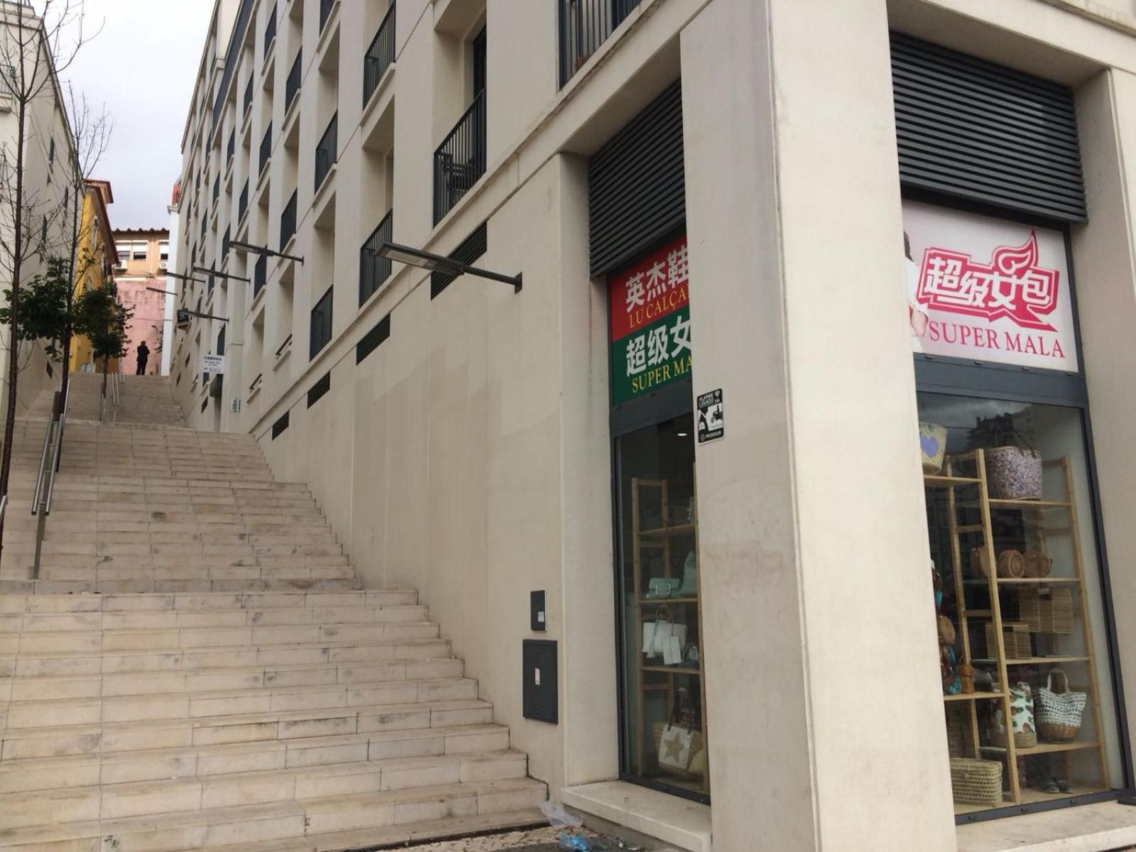 Hotel Sonel Investe Martim Moniz Apartment by Get Your Stay - Image 1