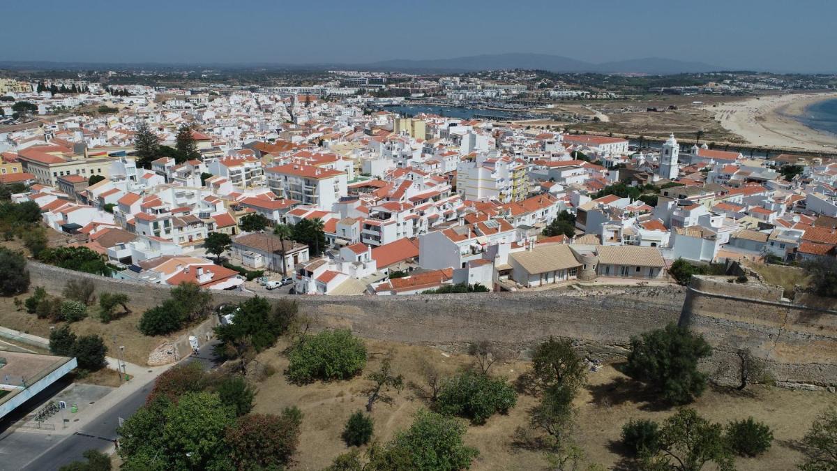 Hotel Racing Mackerel Hostel - Image 1