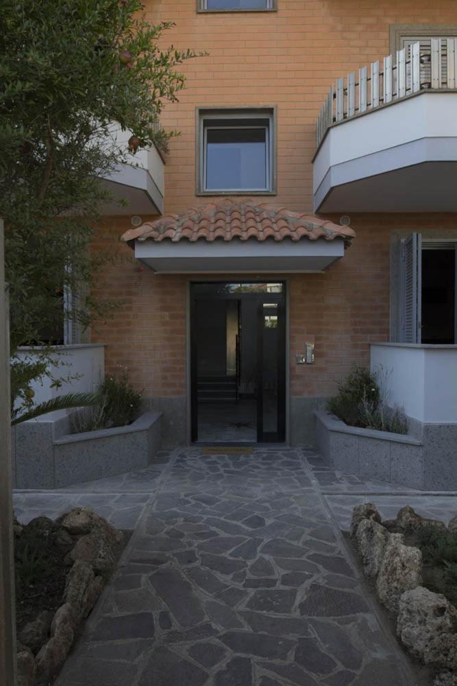 Hotel Rosa's House Rome Airport - Image 1