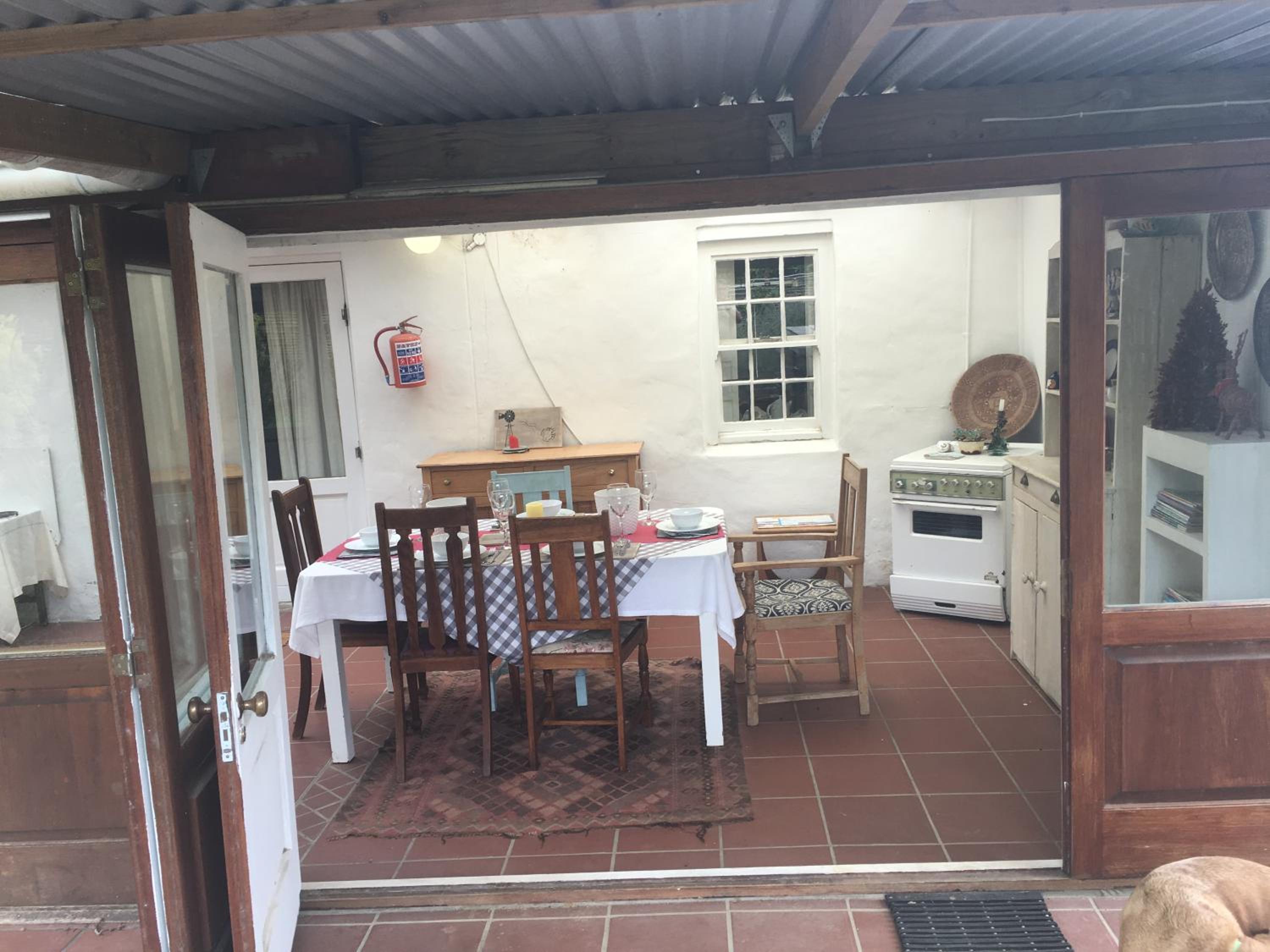 Carneddie Cottage - main