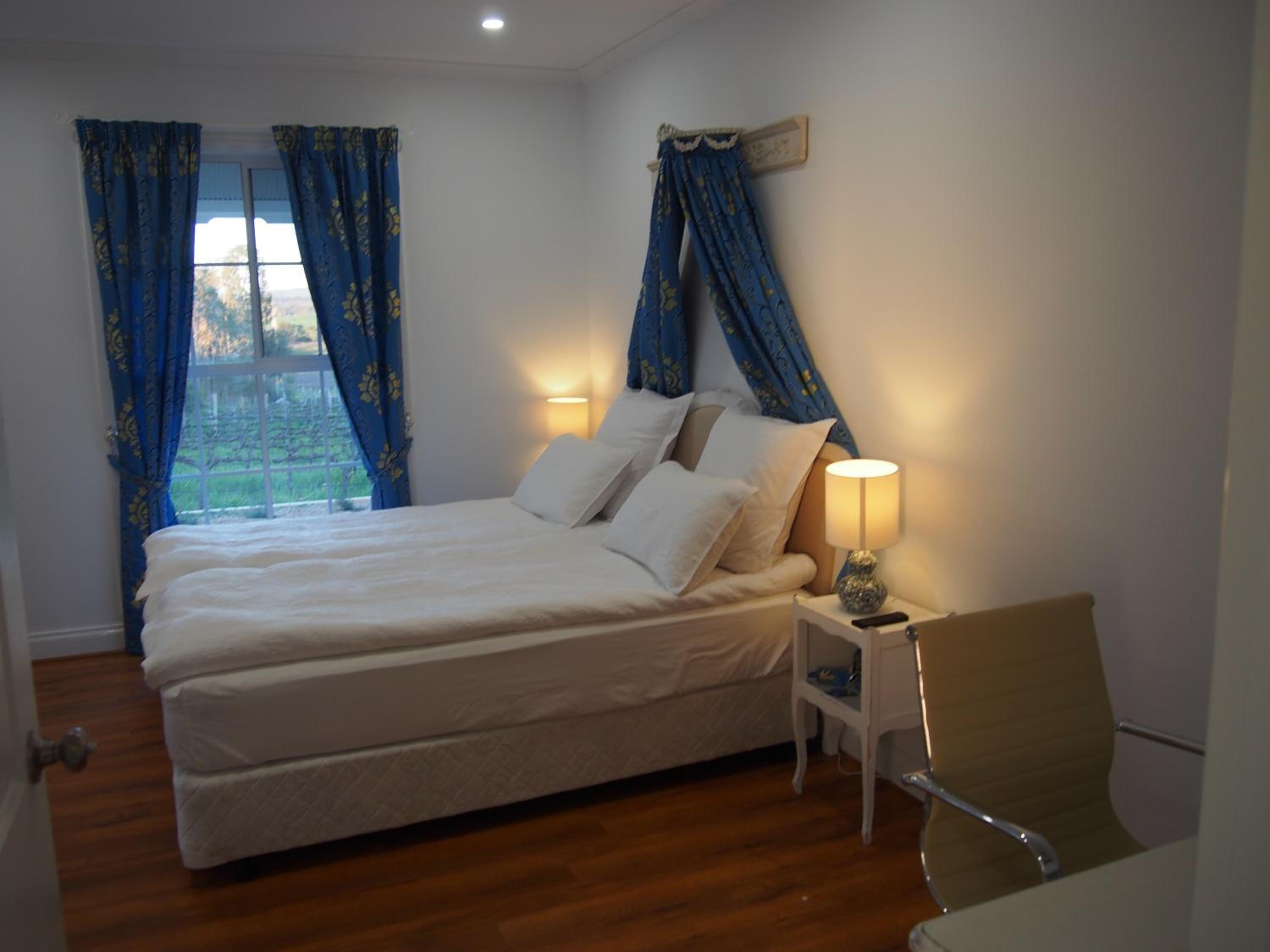 1837 Barossa Luxury Vineyard Cottages