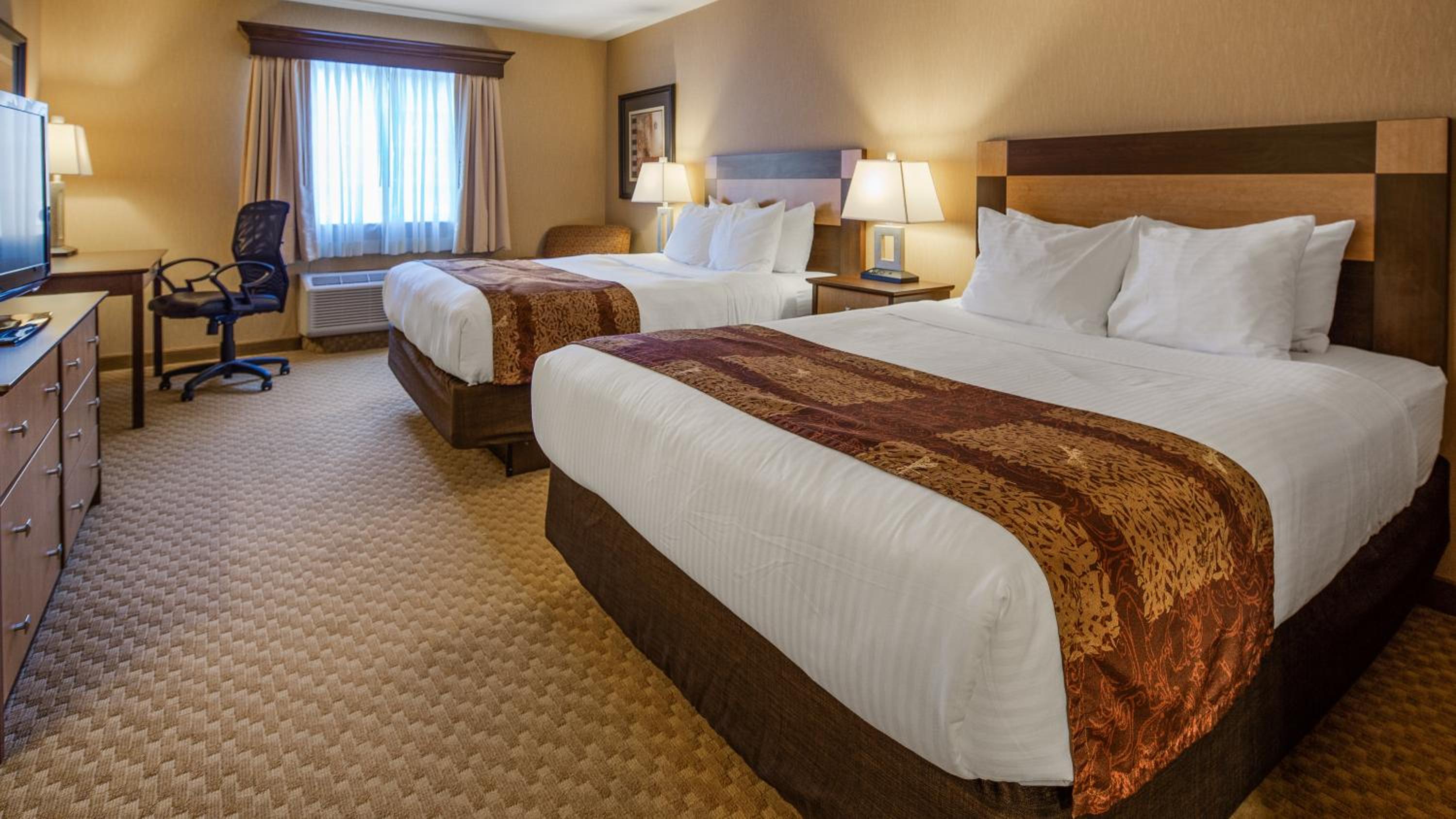 Crandon Inn & Suites