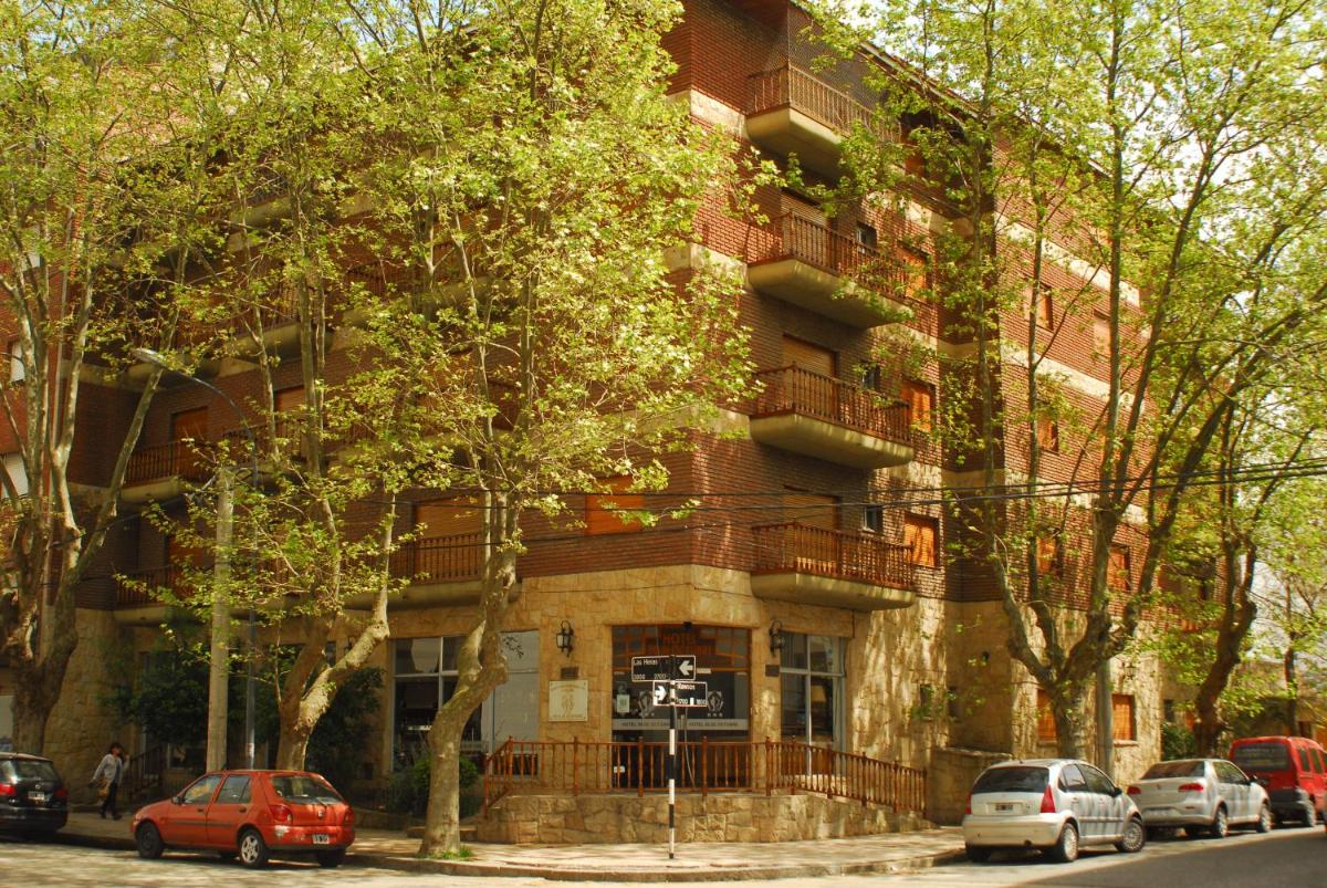 Hotel 30 de Octubre - Image 1