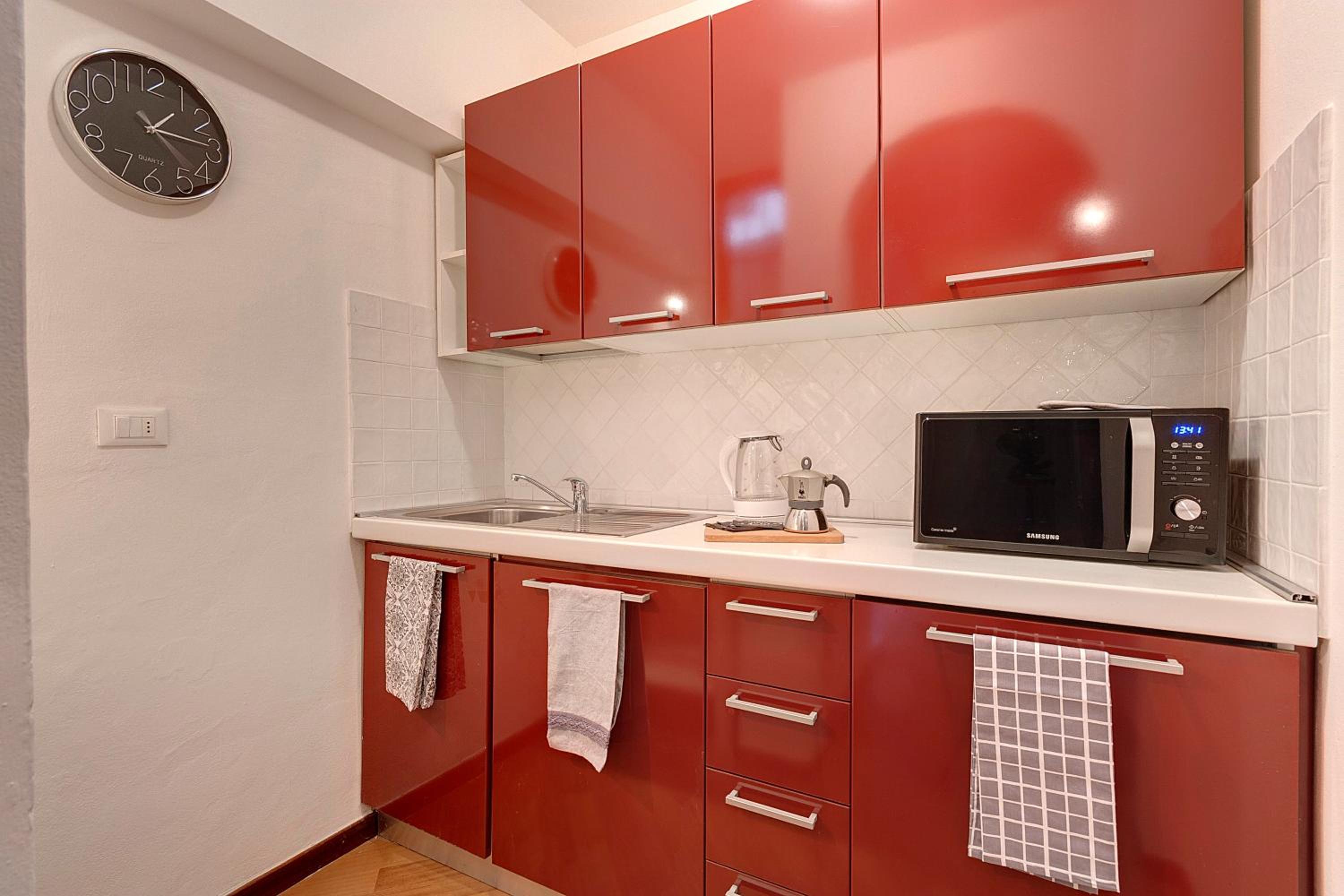 Espresso Apartment by Mamo Florence