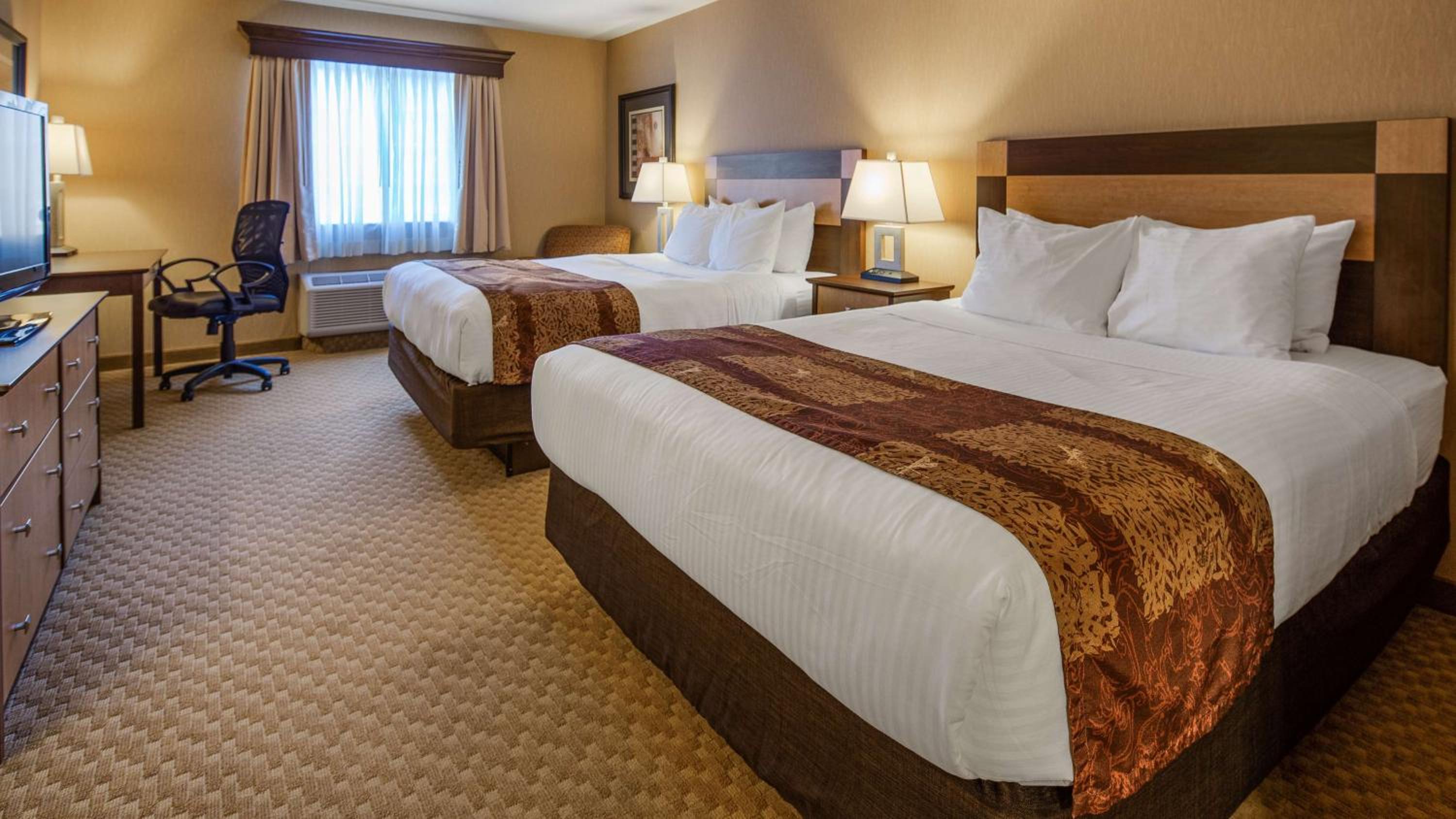 Crandon Inn & Suites