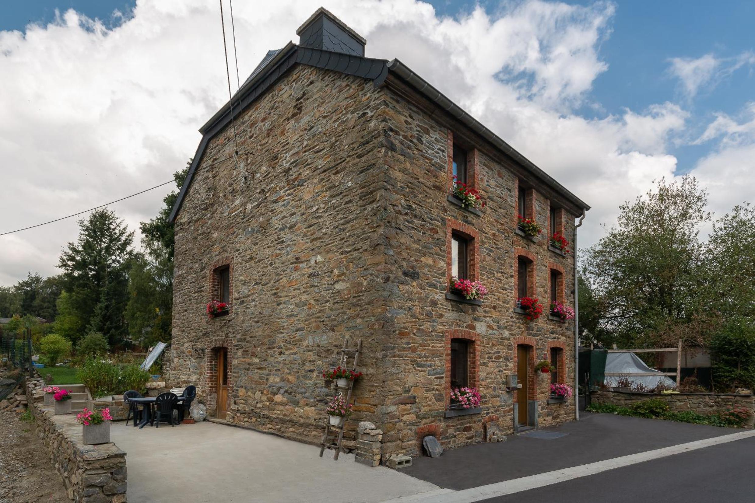 Hotel Chez Lisa avec jaccuzi - Image 1