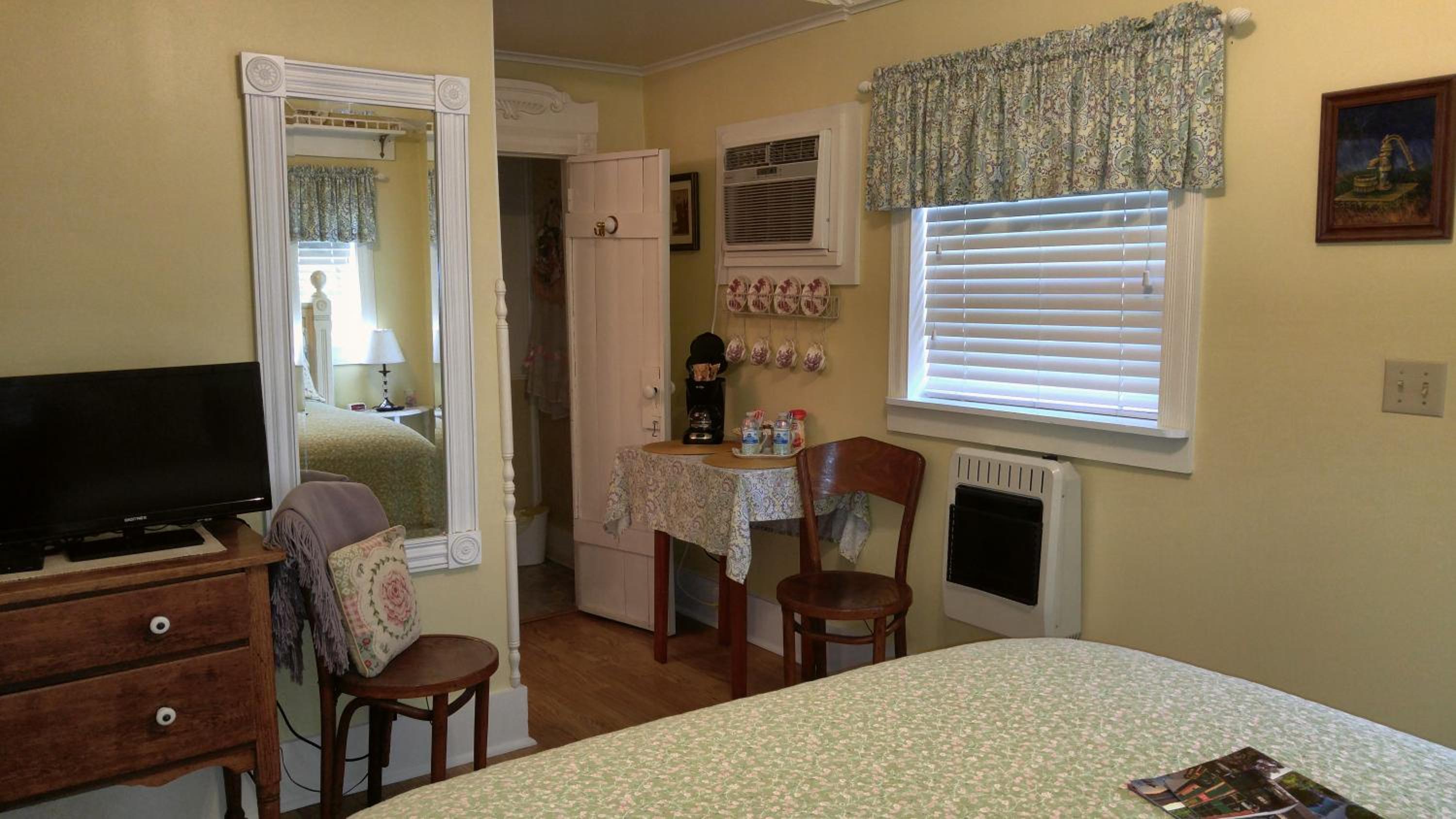 Hidden Springs Bed and Breakfast
