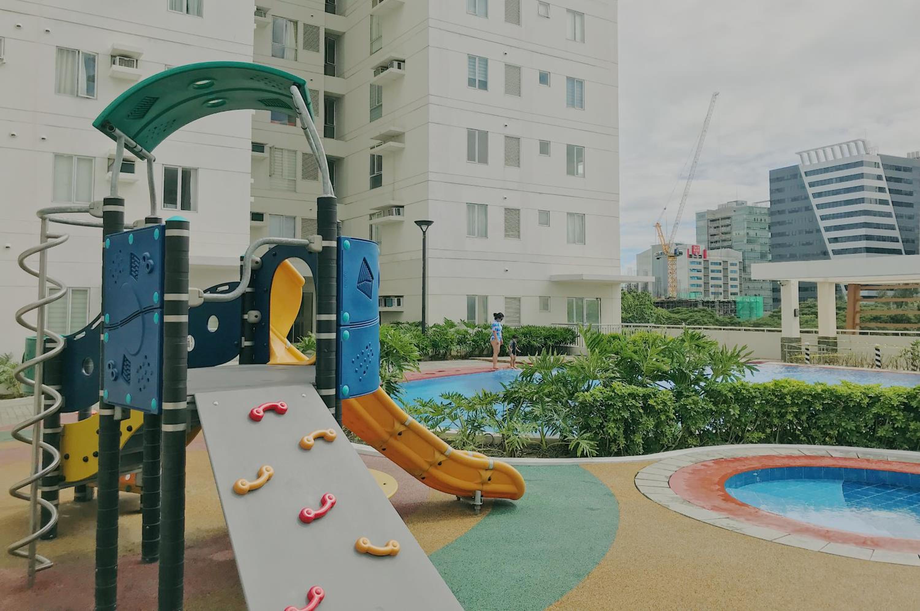 Studio Avida Cebu Tower 2 IT Park view 2